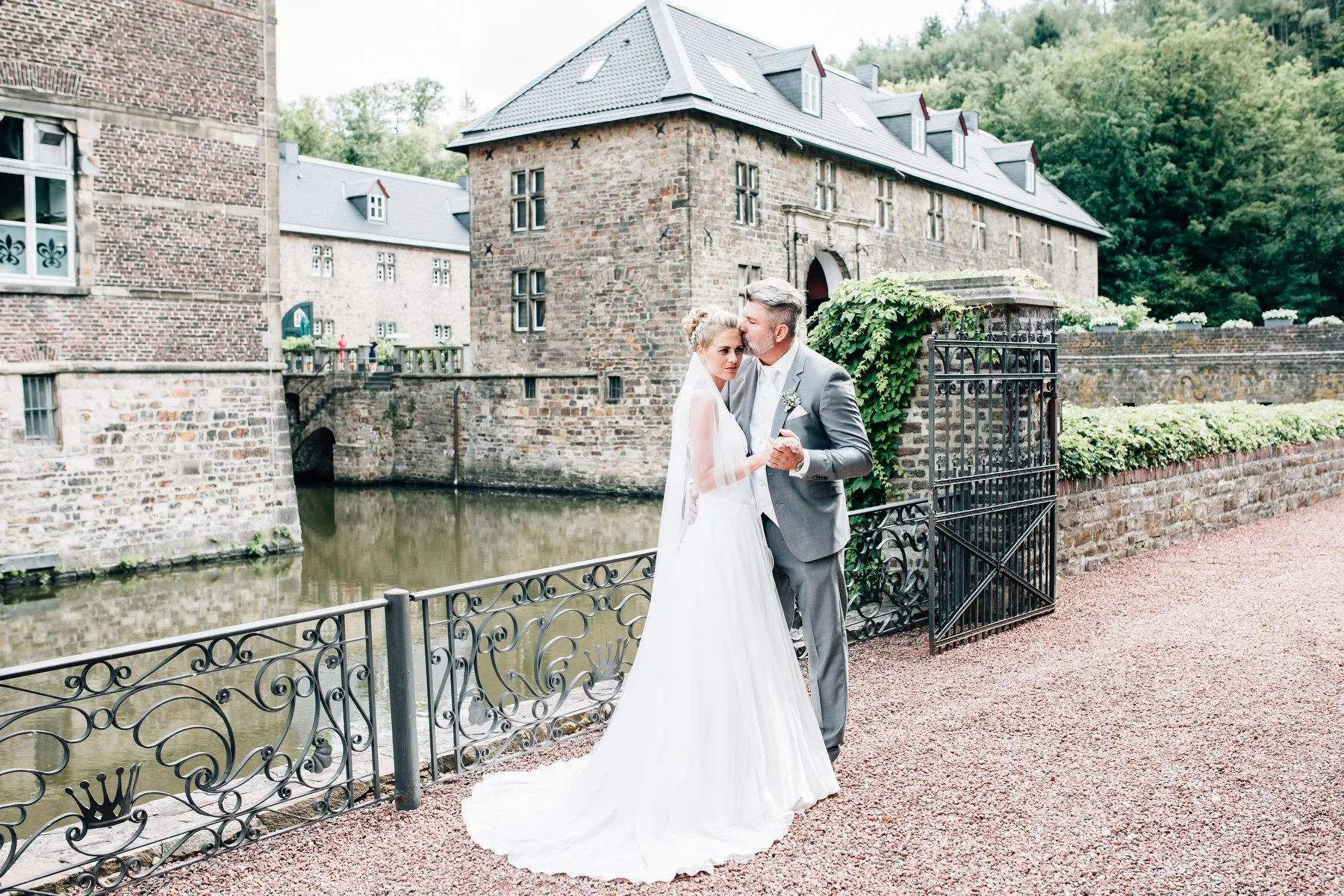 Hochzeitsfotograf Essen Claudia Krawinkel Fotografie Zeche Zollverein Schloss Hugenpoet 154.JPG