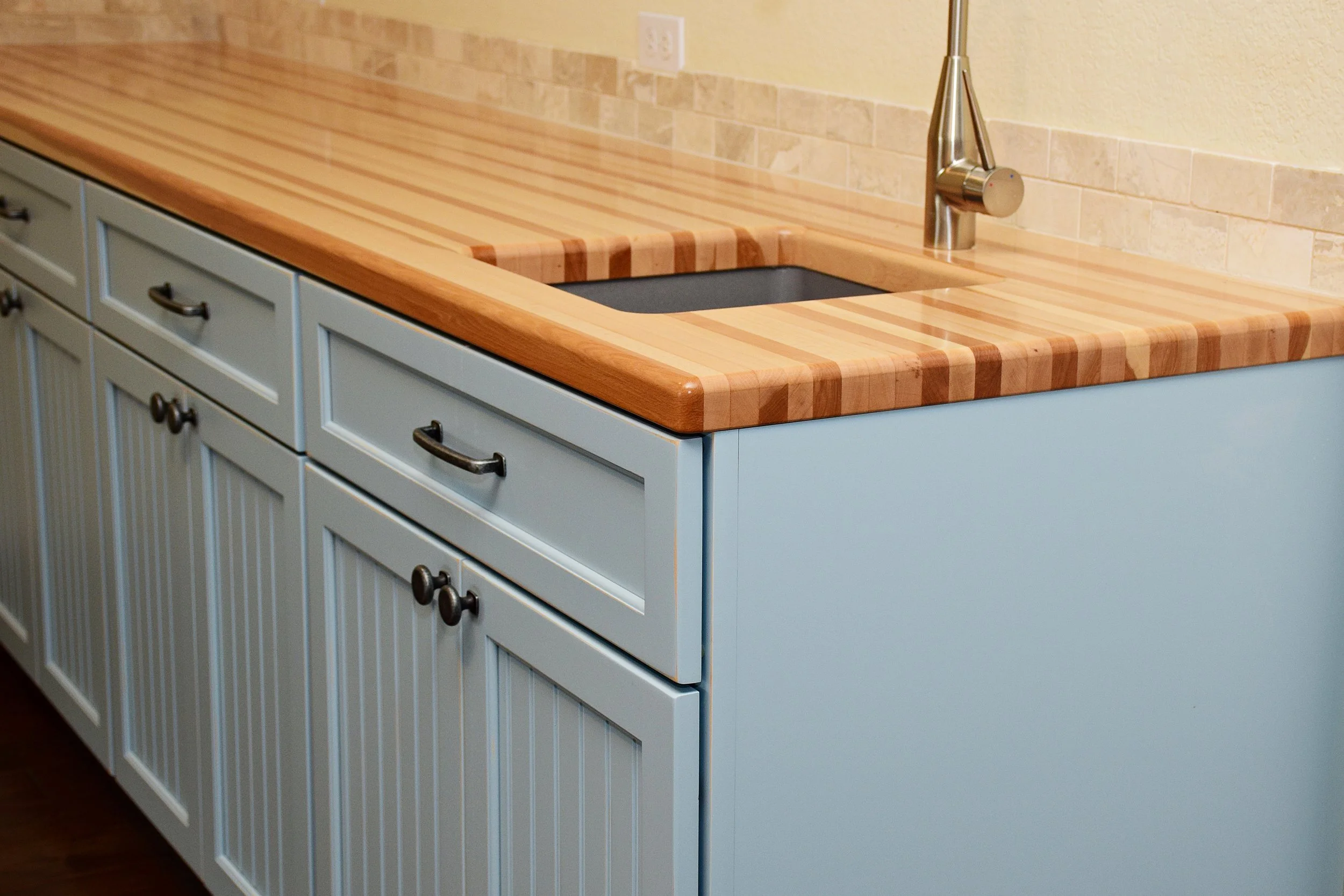 Butcher Block (Wood)