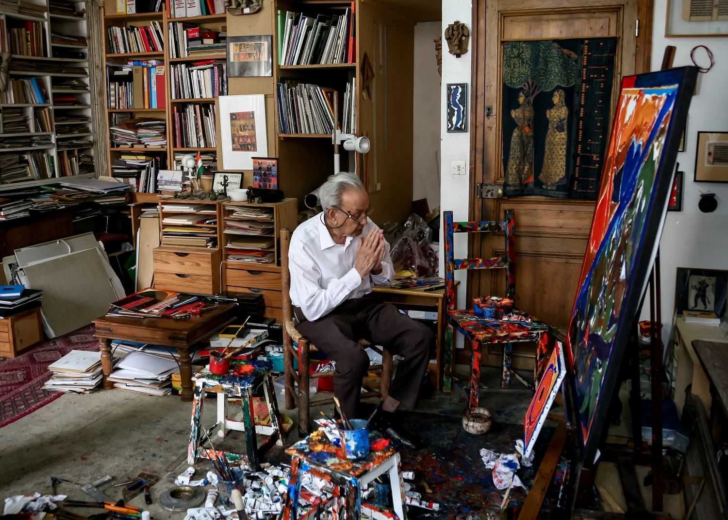 Rare moment of S.H. Raza at his Paris residence