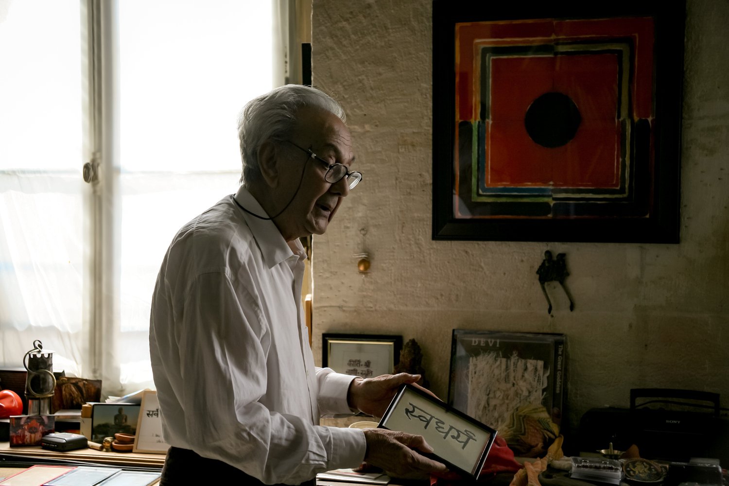 Between word and form, reflection continued beyond the canvas.