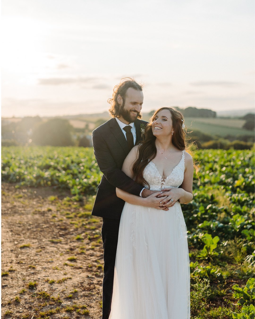 What an absolute joy it was to capture Natasha &amp; Callan&rsquo;s beautiful wedding at the stunning @kilminorth ✨ 

From the emotional ceremony to the golden-hour strolls through the grounds (and even a trip to the beach and a stop off in a farmers