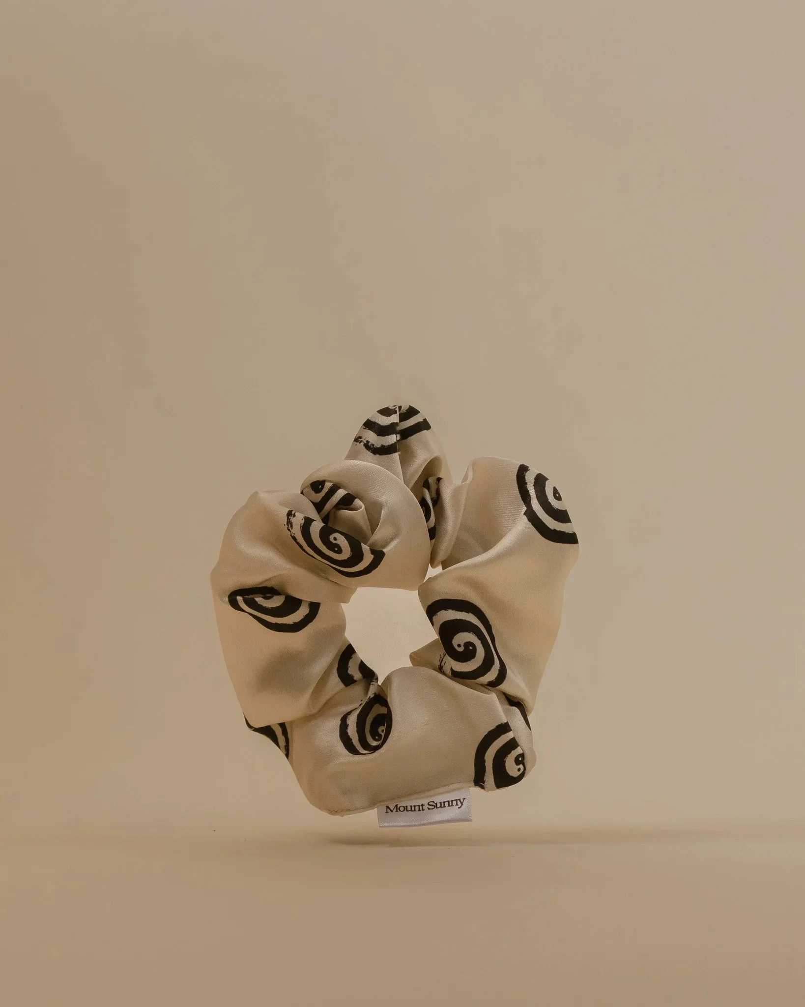Mount Sunny Silk Spiral Scrunchie