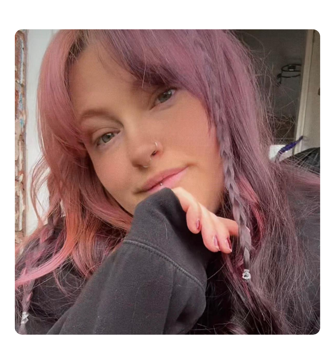 Selfie of author Victoria Peploe