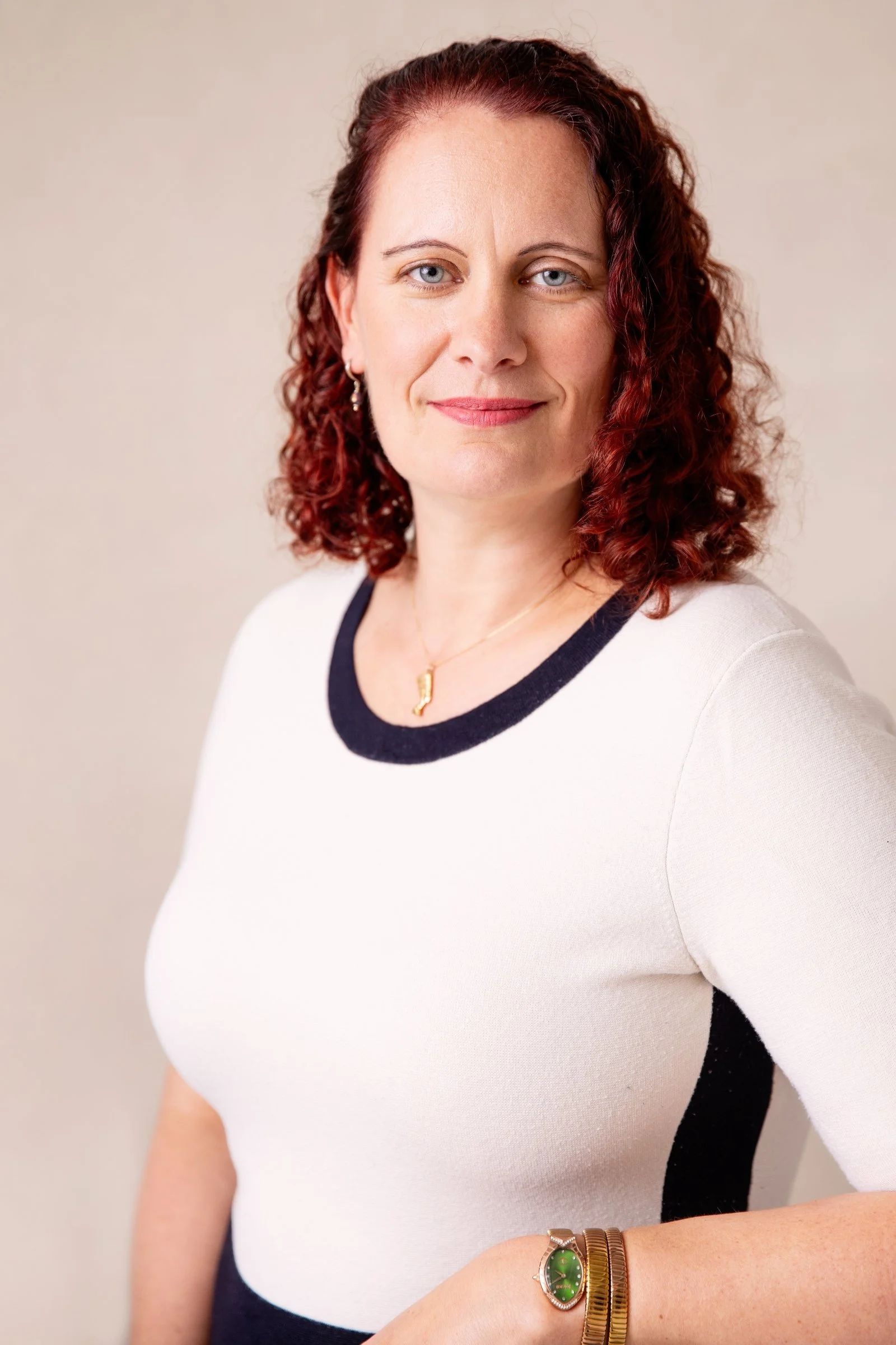 Headshot of Sarah Mardle, Founder of Alma Business Consulting