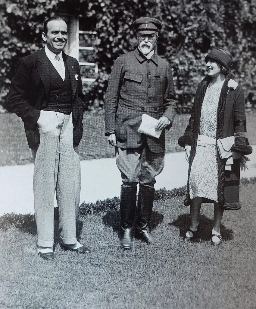Světový věhlas – Září 1933