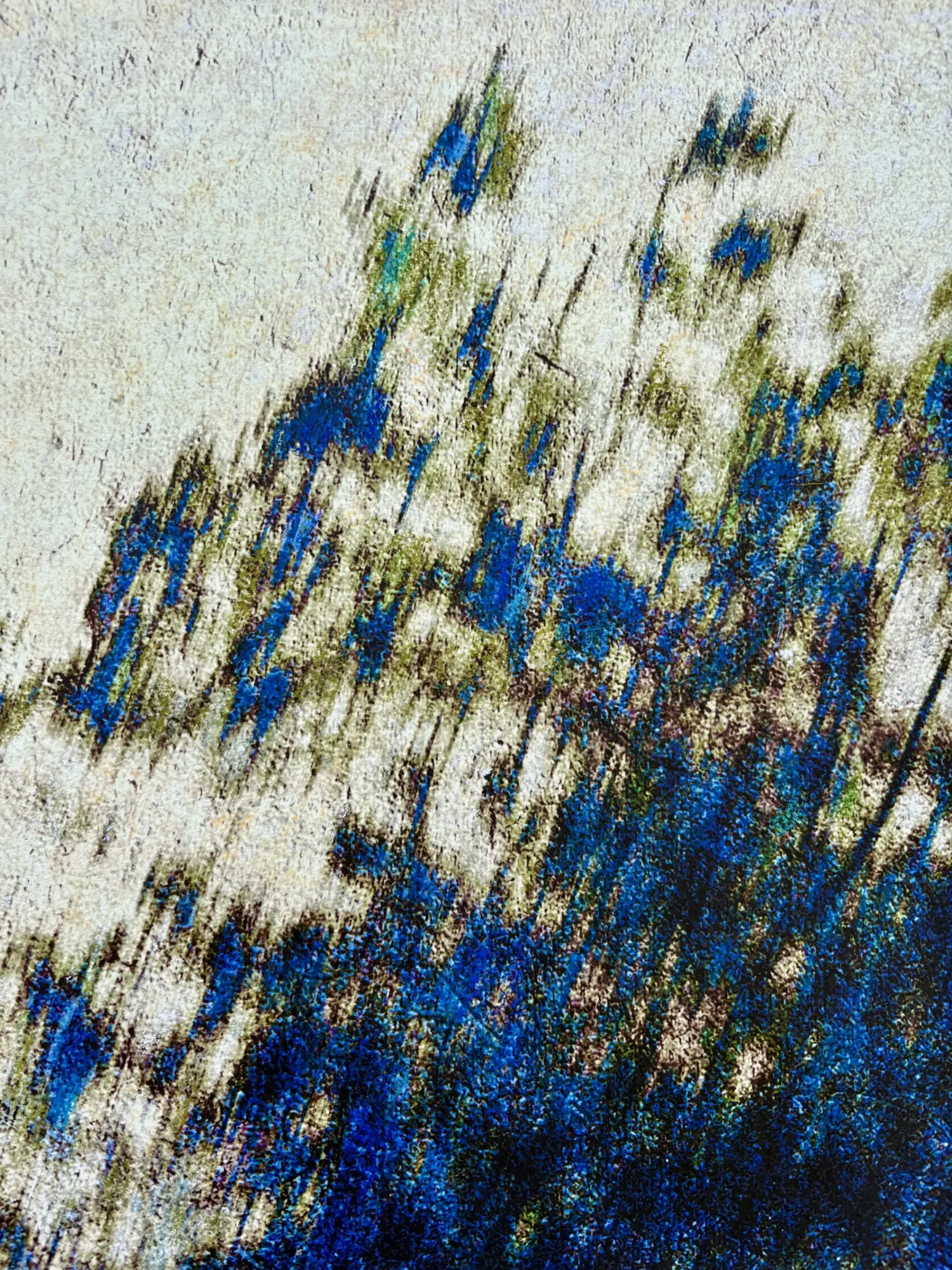 Tirage d'art sur papier japonais de l'œuvre L'arbre qui rêve bleu par Gwenaëlle Le Mée. Photographie artistique en édition limitée montrant un arbre bleu aux détails oniriques.