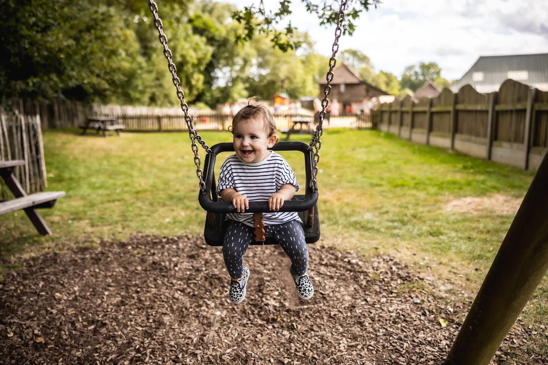 KinsPhotographic_Washbrooks_Family_Farm-31.webp