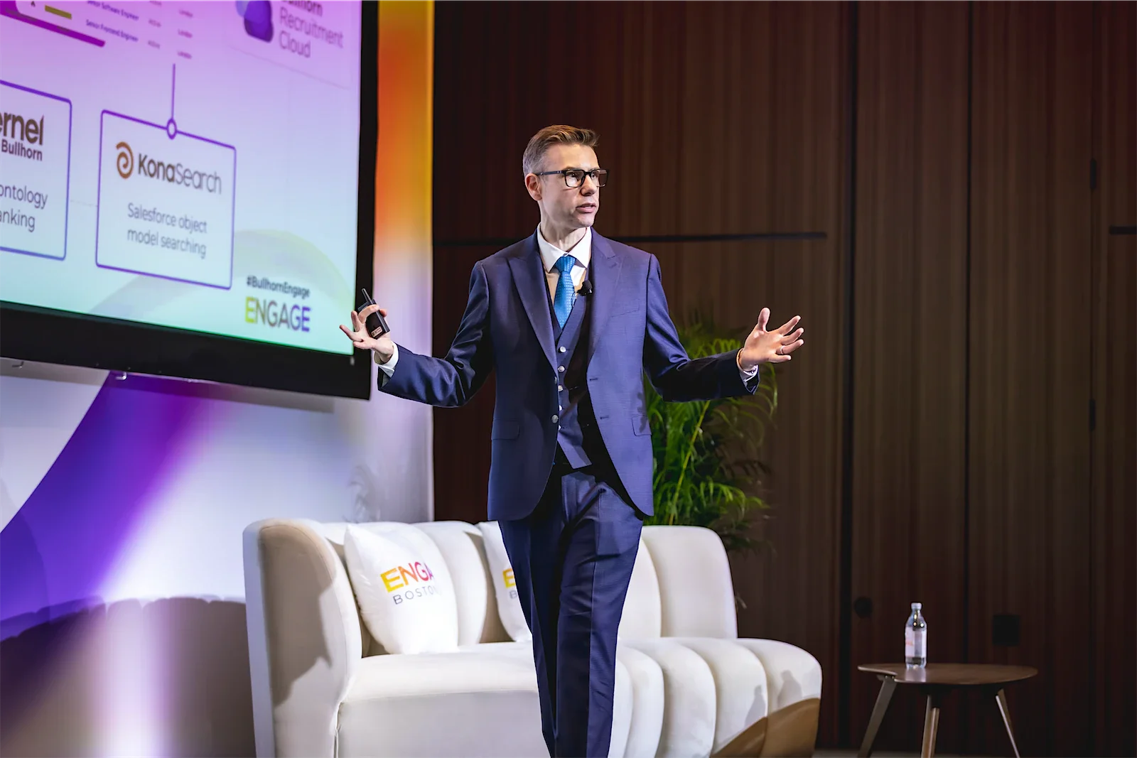 bullhorn-engage-conference-photography-514.webp