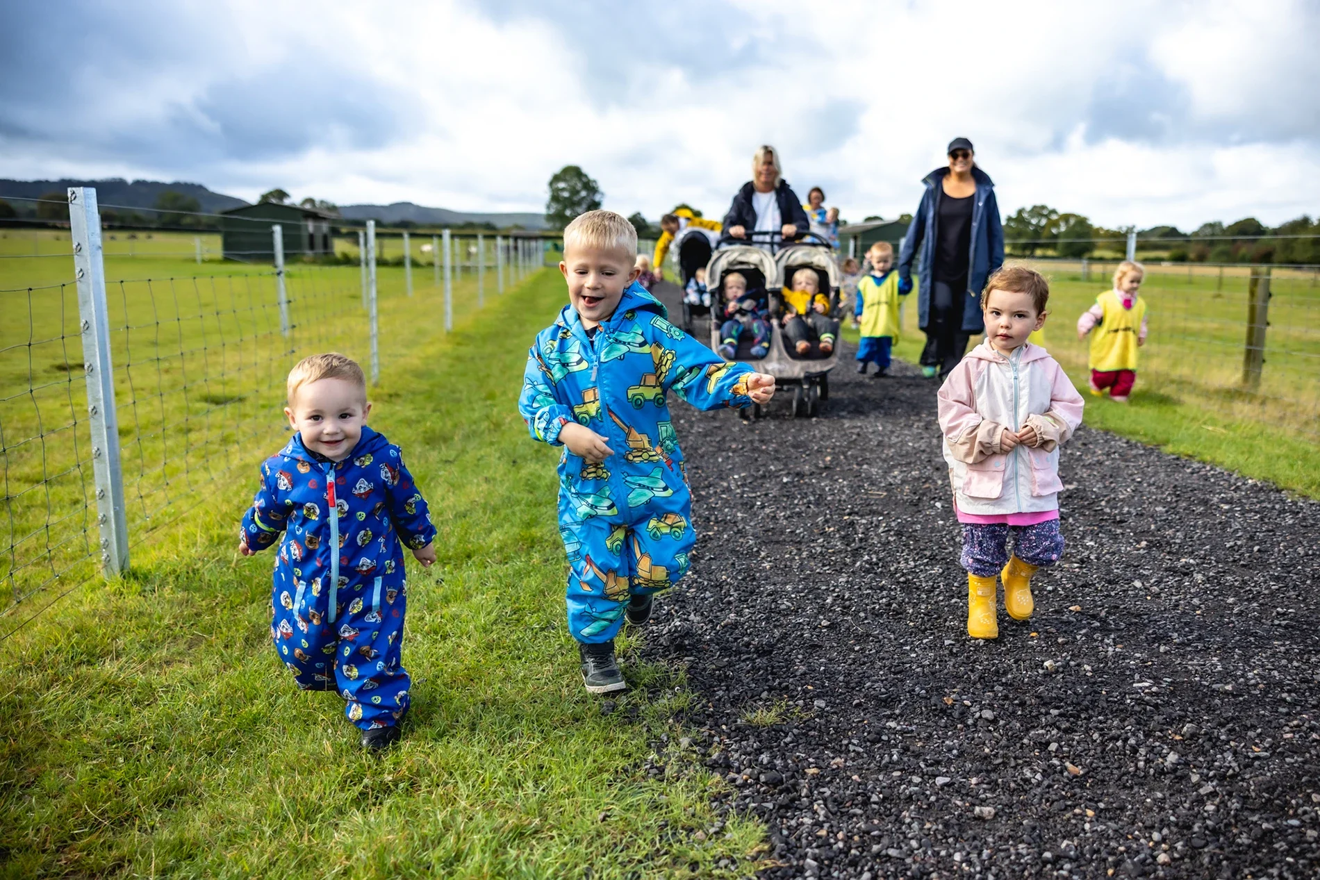 KinsPhotographic_Washbrooks_Family_Farm-100.webp