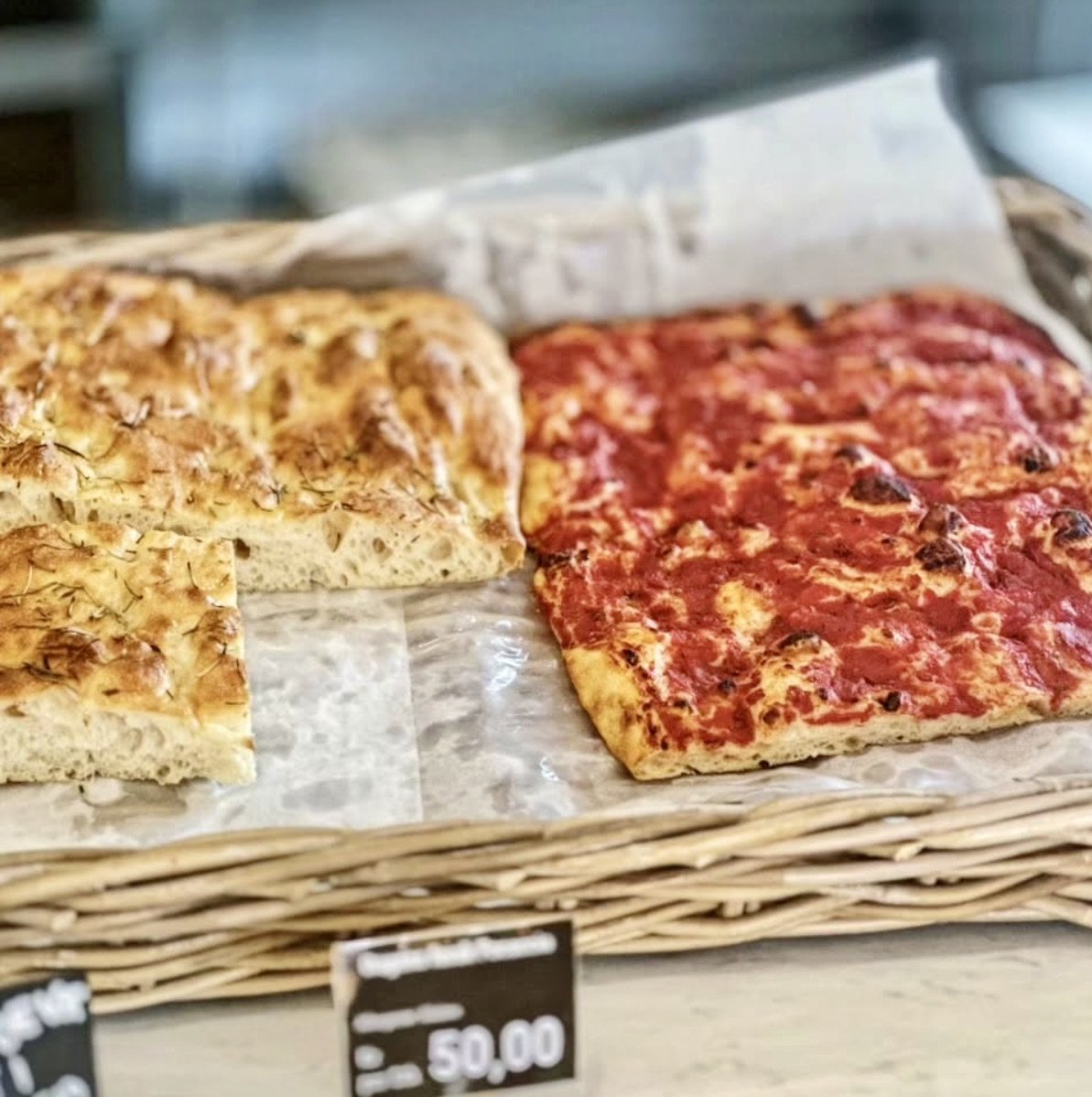 PIzzette bianche e rosse