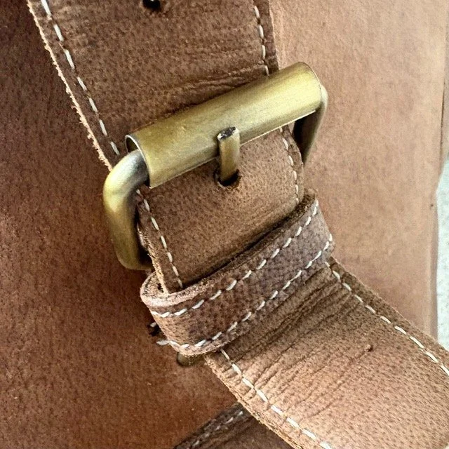 full grain-natural-leather-tan-golf bag-handmade-vintage-brass hardware.jpeg