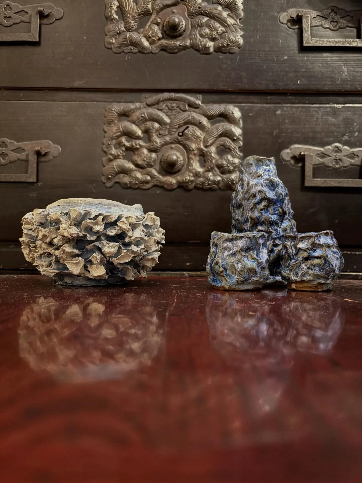 Friday, December 19 is the last chance to get Imperfect Tense Pottery for your loved ones (including yourself!) at a 2025 market, at the holiday edition of the Cary Night Market by @thenightmarketcompany , from 5pm-9pm at @downtowncarypark . I&rsquo;