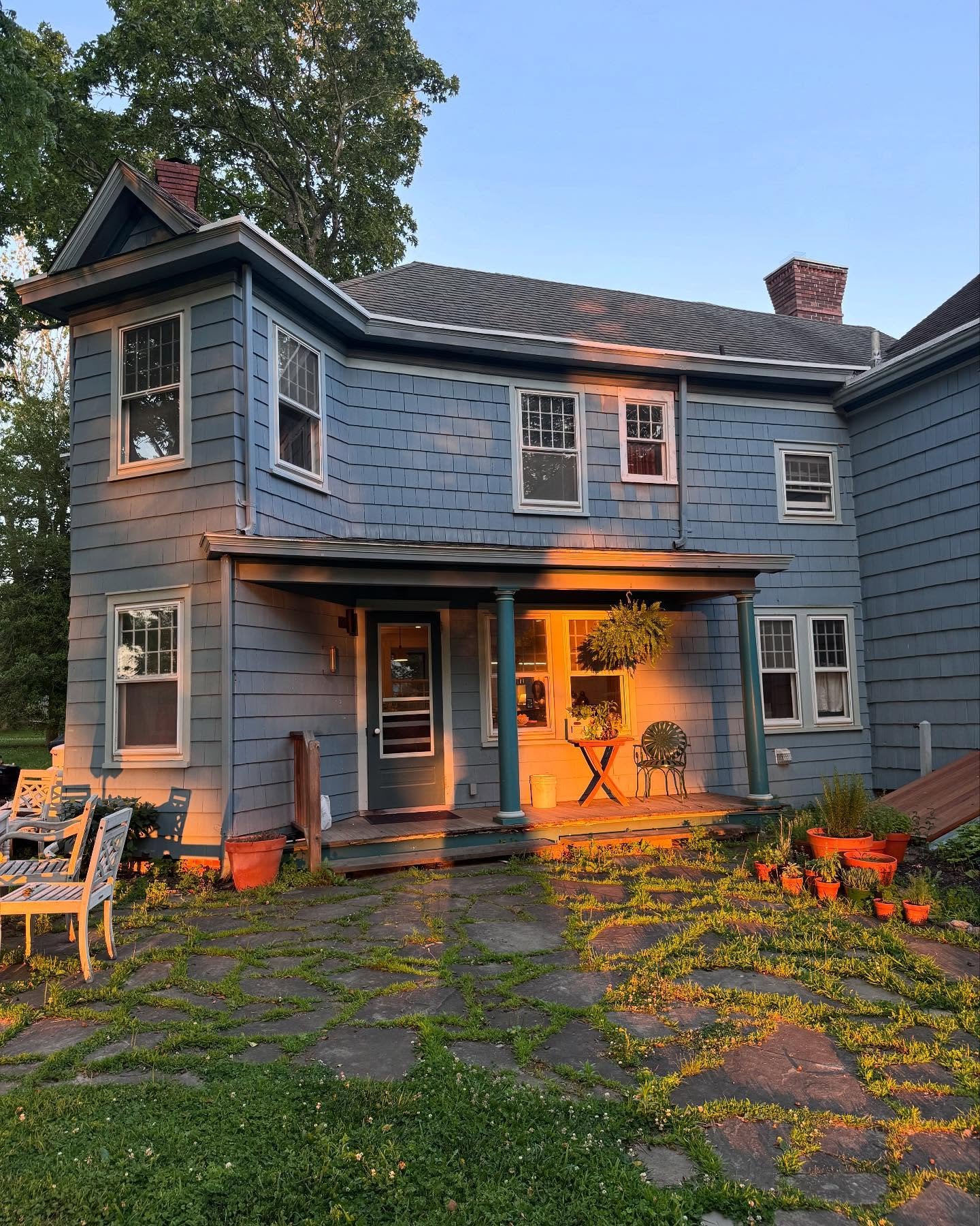 Golden hour. 

It&rsquo;s so hot! Robins Hollow was built prior to air conditioning and we haven&rsquo;t installed central air (yet). It&rsquo;s a big debate every year. 

Taking photos of the sun setting seems like the only way to beat the heat toni