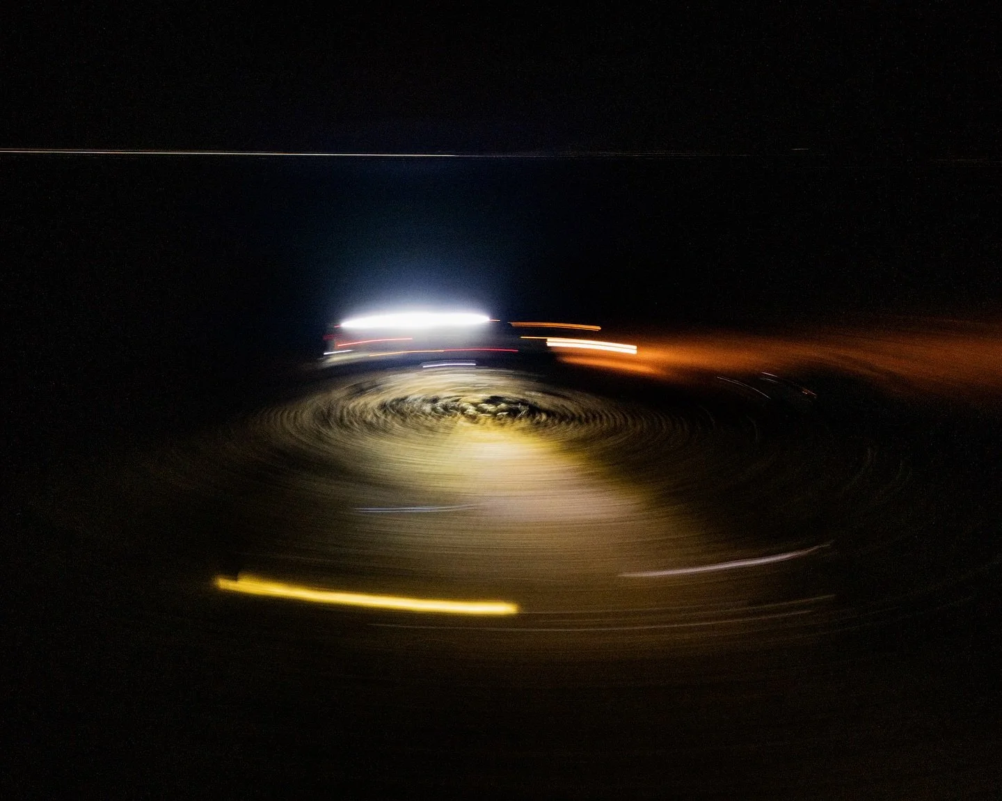 Slow shutters, light trails and a little creative flare ⚡️🦆

Early traps set with @cloud9_outfitters 👊🏻

#Alberta #canada🇨🇦 #waterfowl #waterfowlphotography #photographer #dronephotography #slowshutterspeed