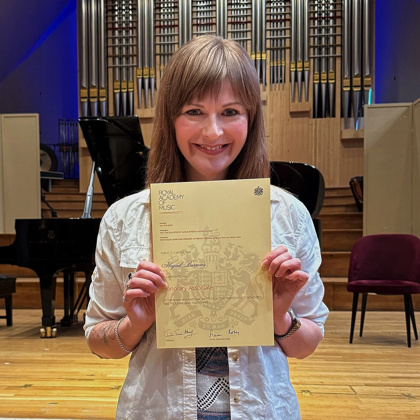 Today I was made an Honorary Associate of the Royal Academy of Music. Immensely grateful and proud to be awarded such an honour. I feel so fortunate to be part of @royalacademyofmusic, such a wonderful institution, and to be a musician full stop. I l