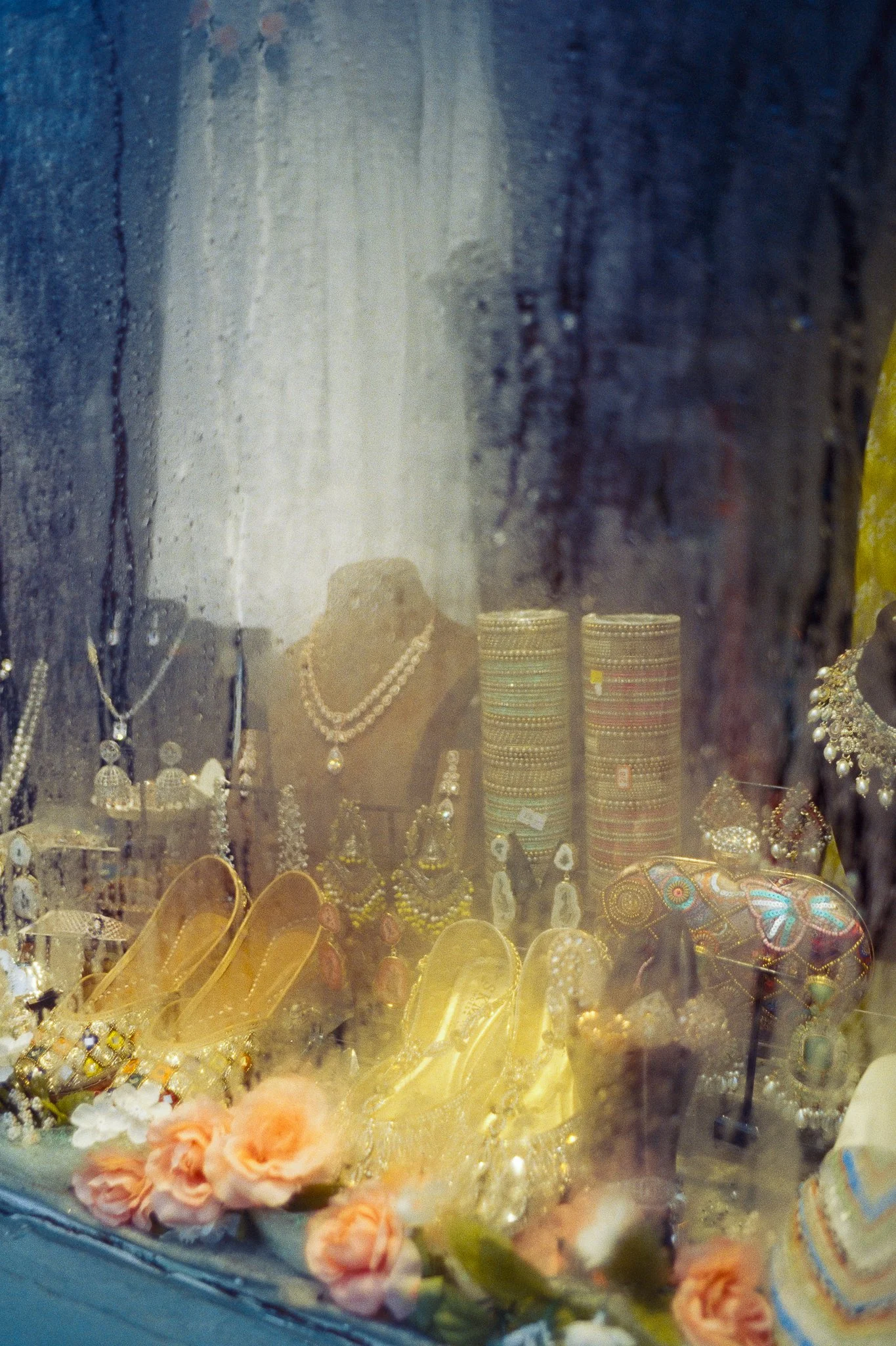 056_FULL_01_XXX 2.jpg