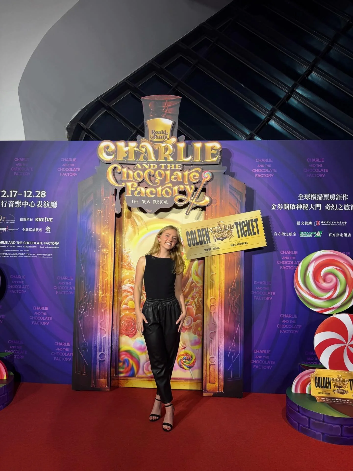 Happy Taipei opening @charlieglobaltour !!🍬

#internationaltour #broadwayasia #charlieandthechocolatefactory #globaltour #travel