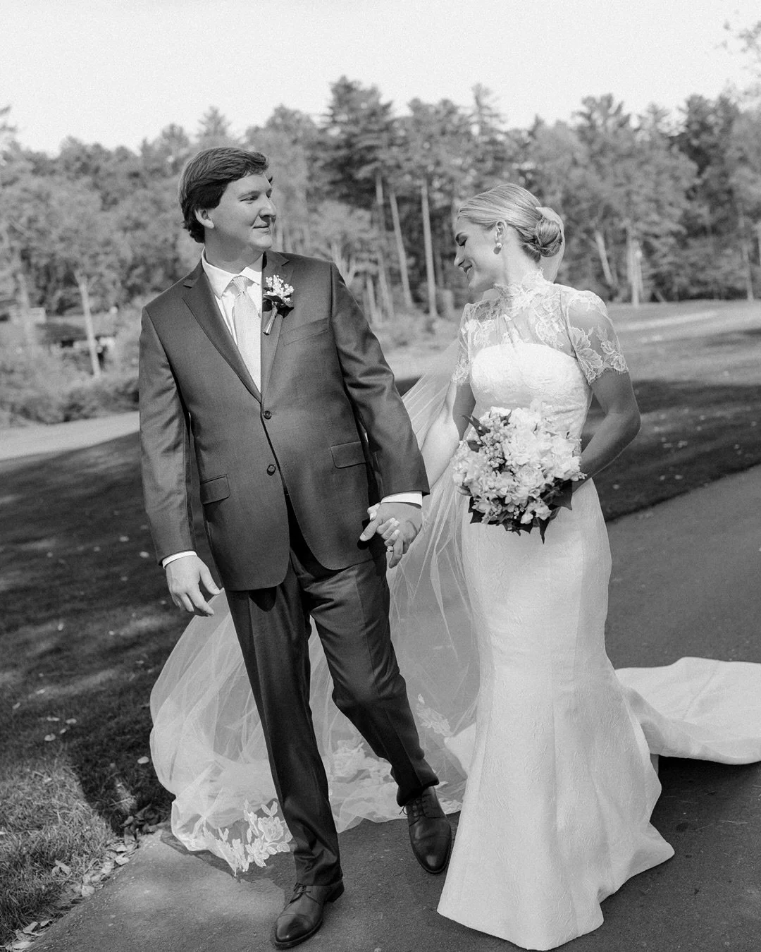 Kathleen + Pete told me earlier in the week the leaves were all still green, but a day before their weekend they woke up to gold, red and orange just in time for their mountain wedding 
Photo @madiflo 
Venue @ccofsapphirevalley 
Planning @yvonnespio