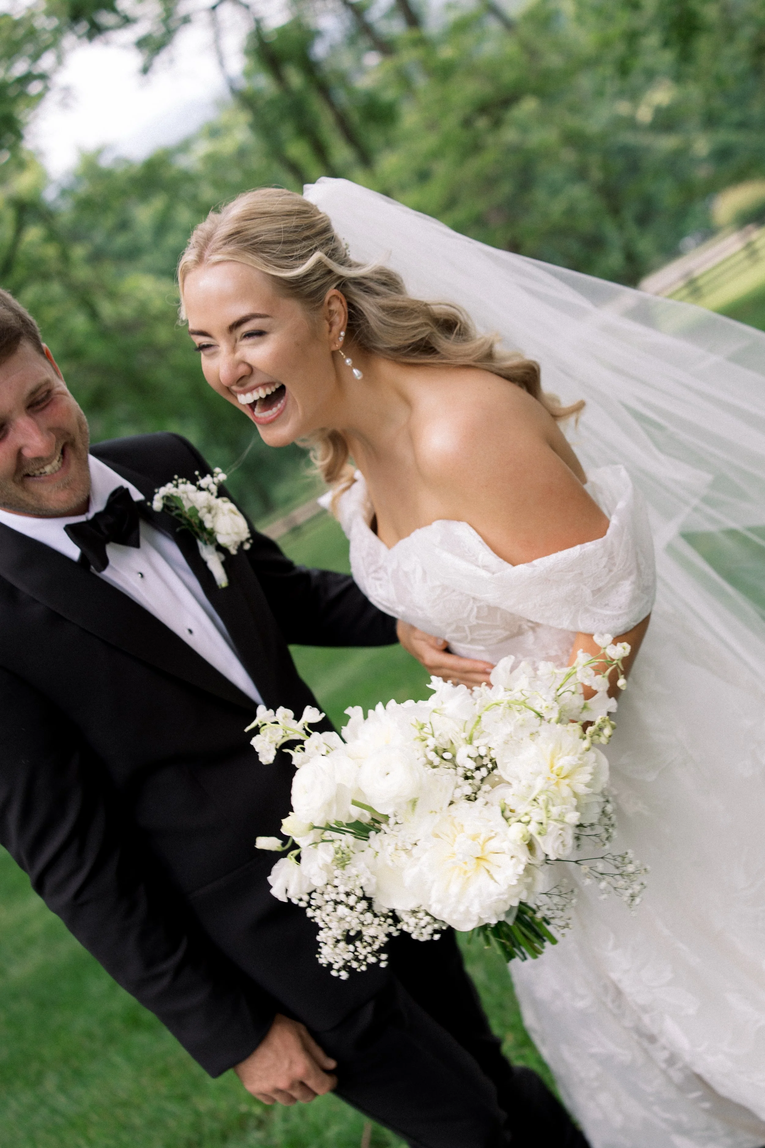 Madi Flournoy Photography wedding in the country in Tennessee 