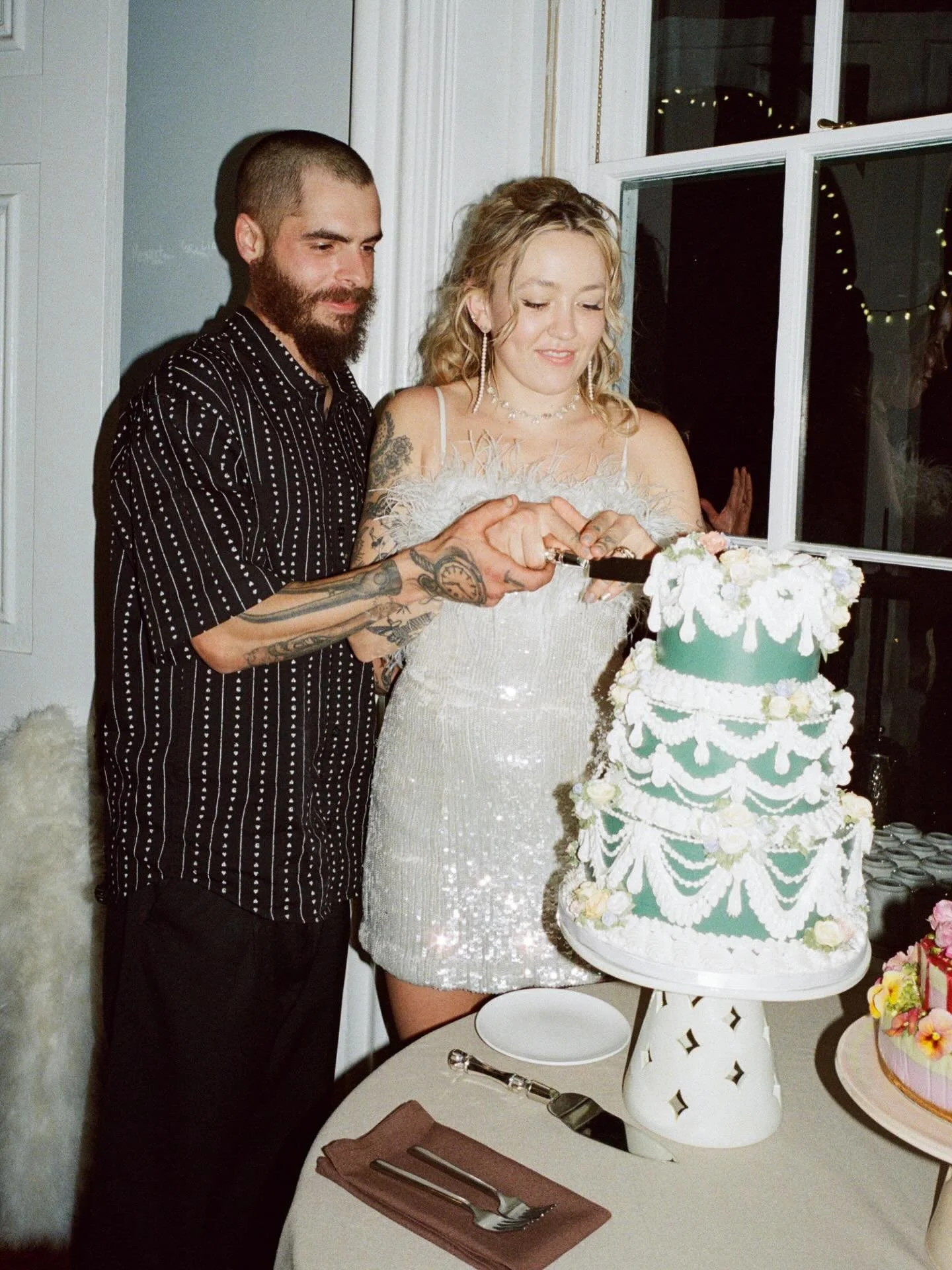 We are looking to expand our team! What we do at Earth Tones is specific and down to earth. We are looking for like minded individuals who want the benefits of letting someone else handle the logistics of the wedding industry! Looking for hair and or