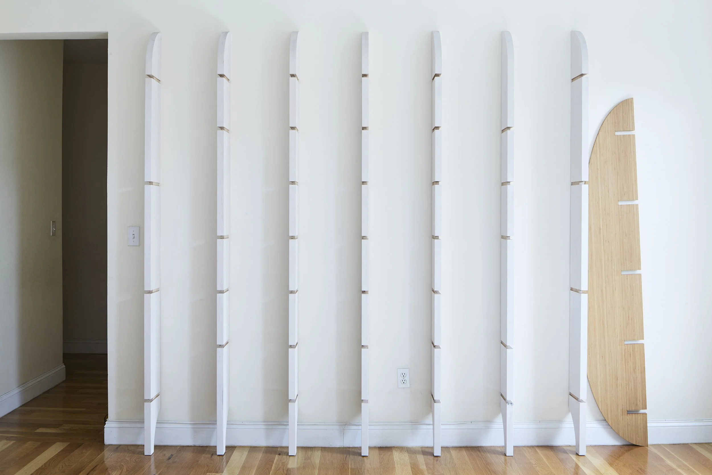 1702_Radunsky_155_WallShelf_073.jpg