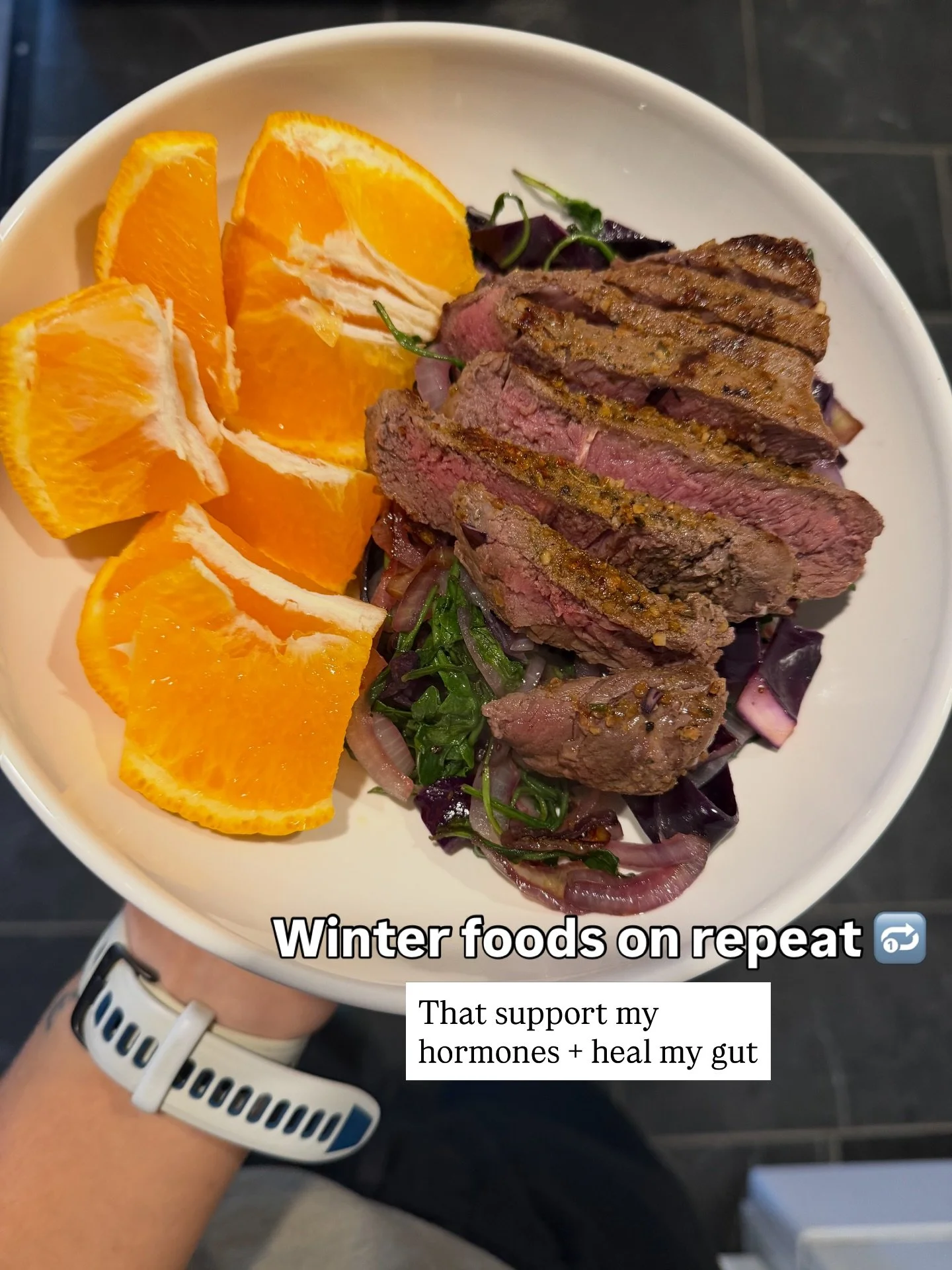 I hyperrrrrr fixate on my meals 🥩🍳🥑🥬🍚

Having the same things in rotation makes my life EASY. I have 5-6 meals on rotation that I exchange out when I get bored. But having the 5-6 go to meals makes grocery shopping, prep, and managing schedules 