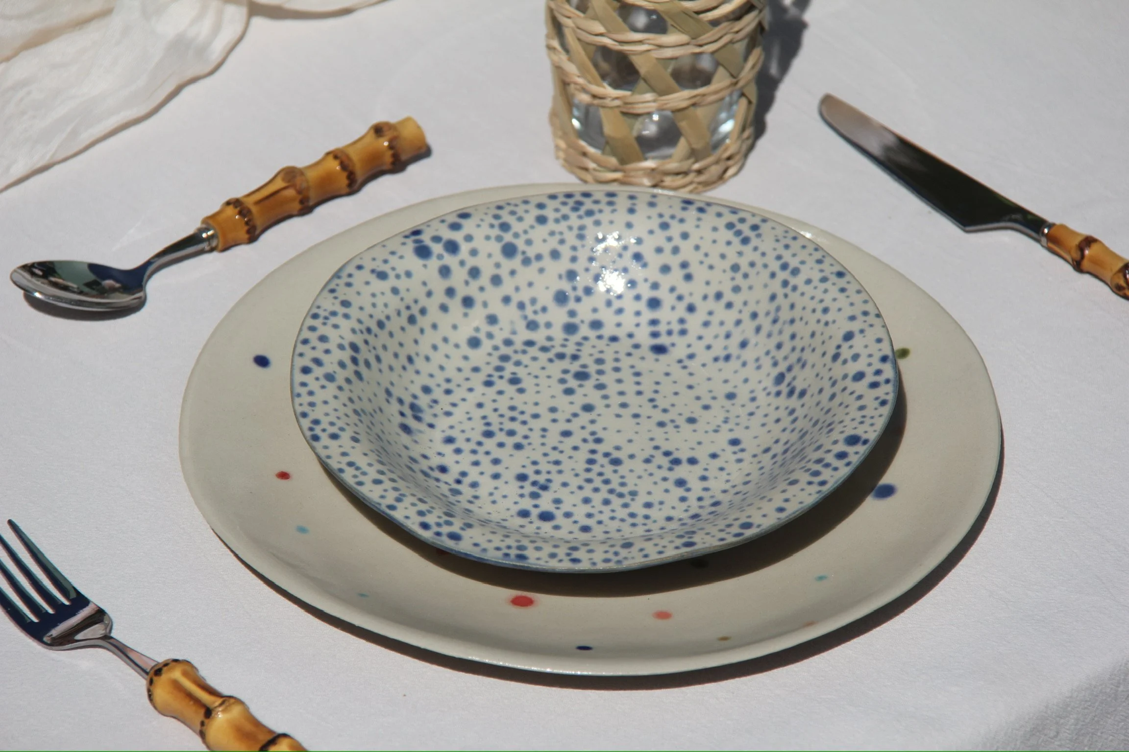 Set of a Deep Plate and a Dinner Plate