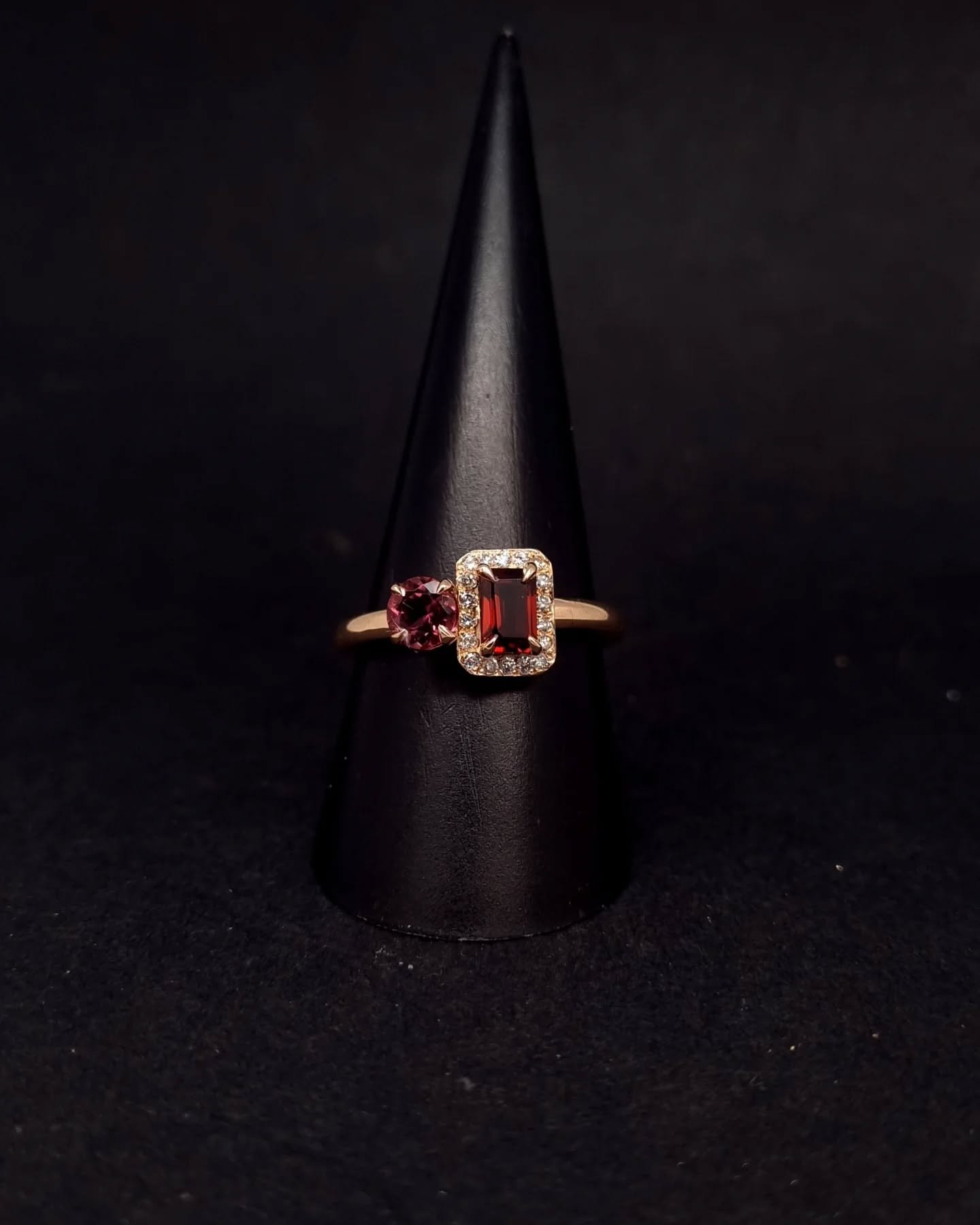 A Romance in Rose Gold.
Handmade for a special client, this one-of-a-kind piece brings together the deep allure of garnet, the delicate charm of pink tourmaline, and a halo of diamonds&mdash;all set in rich rose gold.
Bold, feminine, and unforgettabl