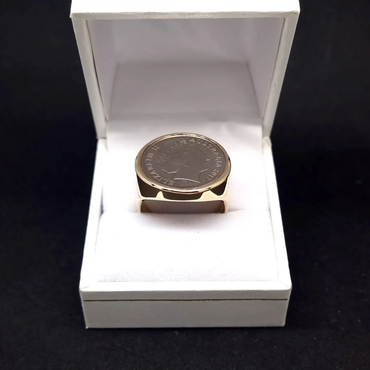 A keepsake for a lifetime.
This 9ct yellow gold ring was commissioned to hold a coin from the year their child was born. A future gift for when they reach adulthood, carrying both sentimental and precious value — a true heirloom in the making.