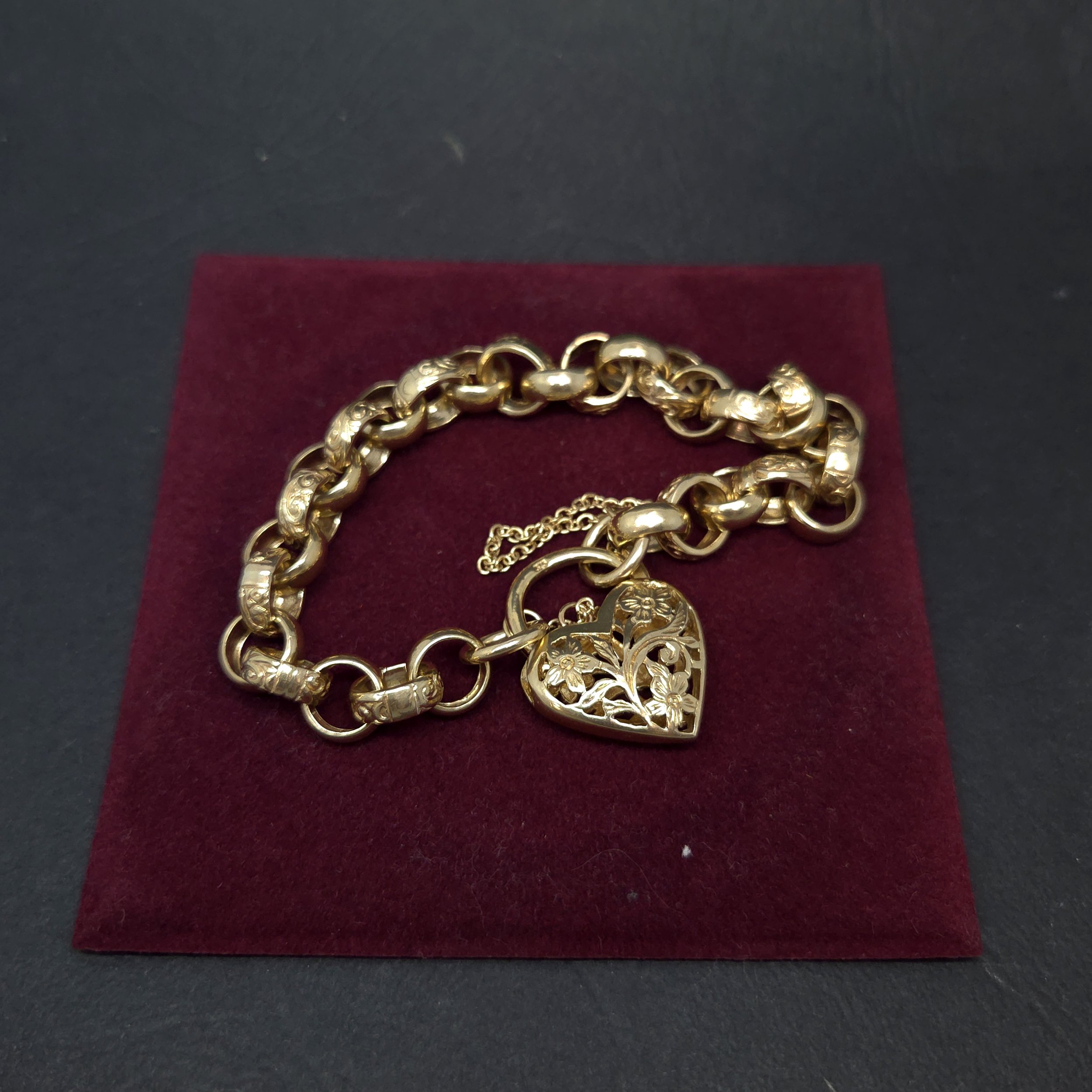 heart belcher chain 9l.jpg
