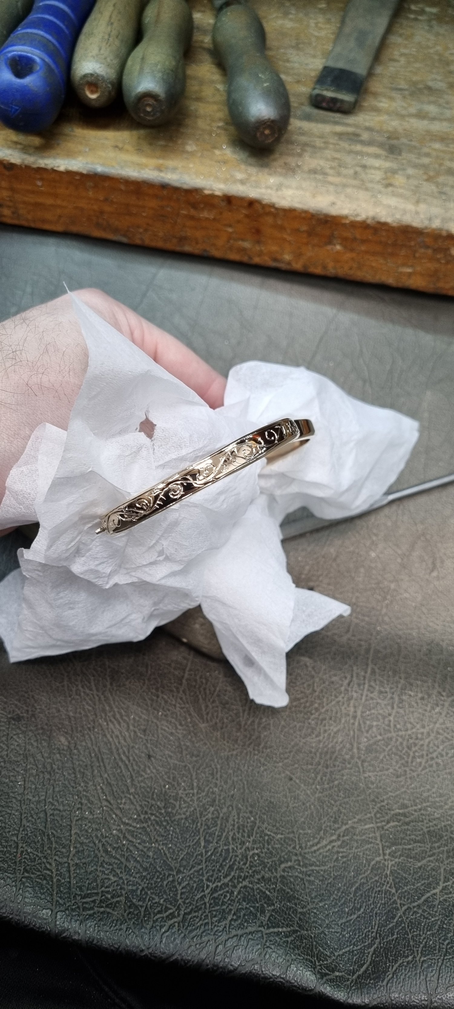 Hinged bangle with custom engraving