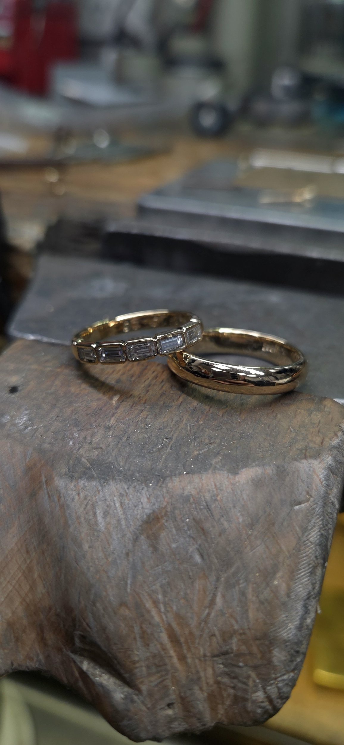 His and hers 18k yellow gold wedding bands