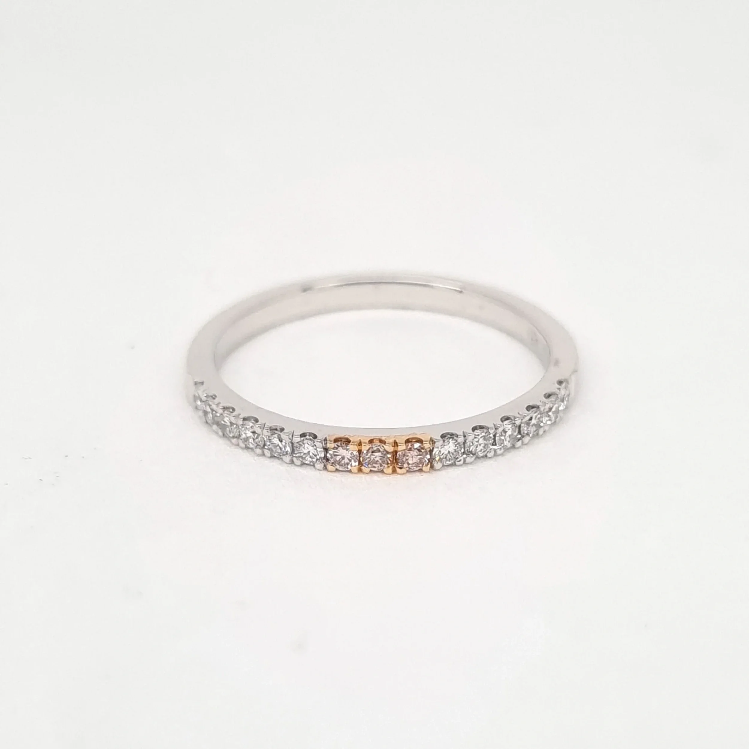 Desert Rose: 18K White & Rose Gold Argyle Diamond Wedding Band