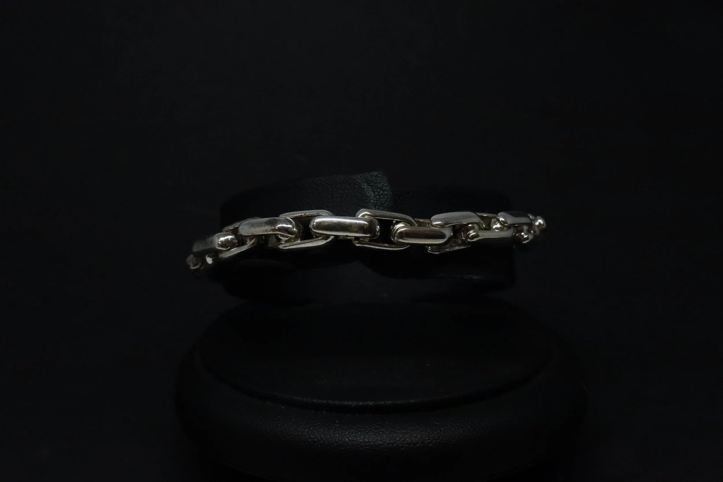Anchor Bold: Sterling Silver Chunky Anchor Style Bracelet