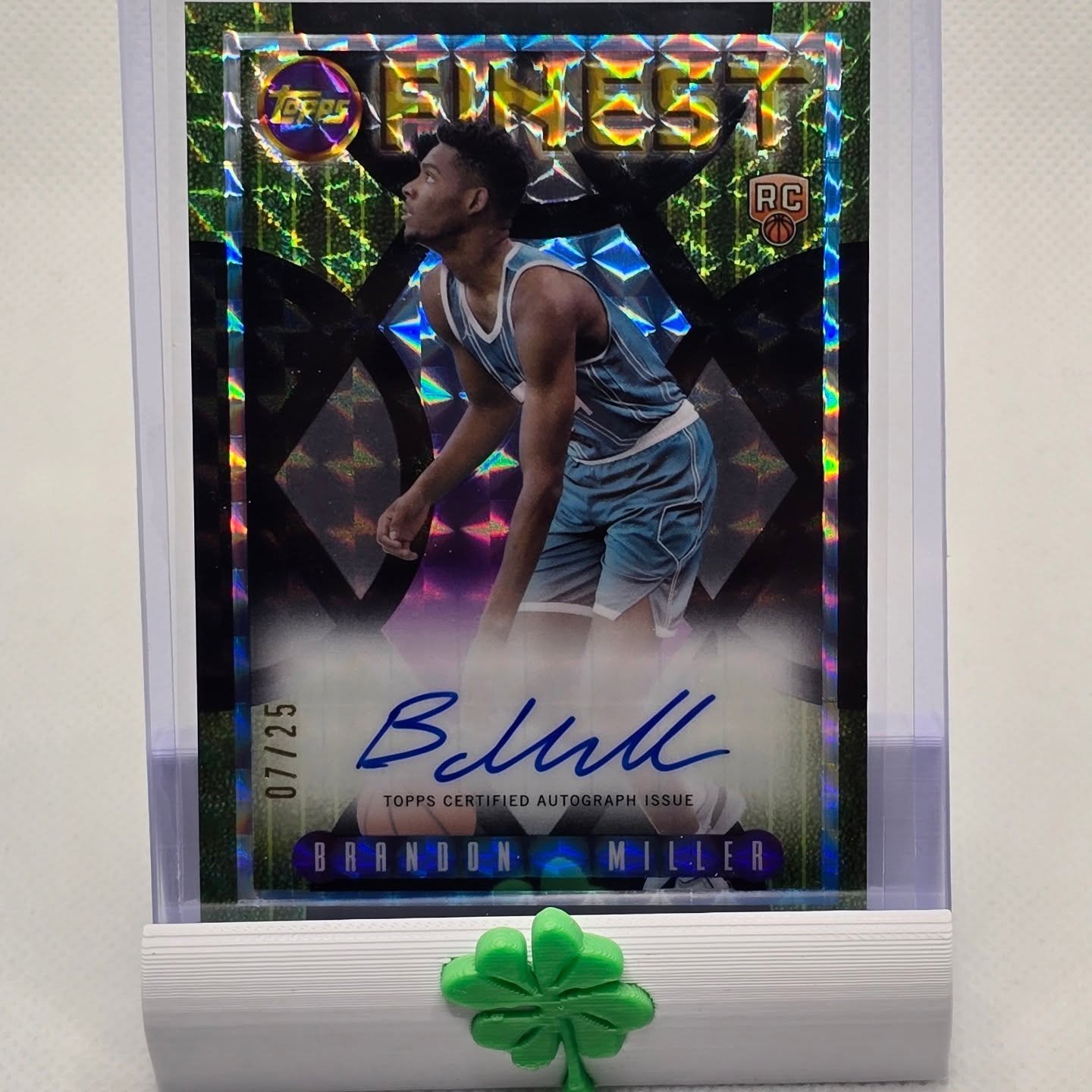 πππ #breakinggreenies12 #nba #toppsfinest #charlottehornets #brandonmiller #flashback #auto #numbered #twentyfive #rookie #detroitpistons #marcussasser #1of5 #oneoutoffive #newyorkknicks #dontedivincenzo #4of5 #fouroutoffive #orlandomagic #franzwa