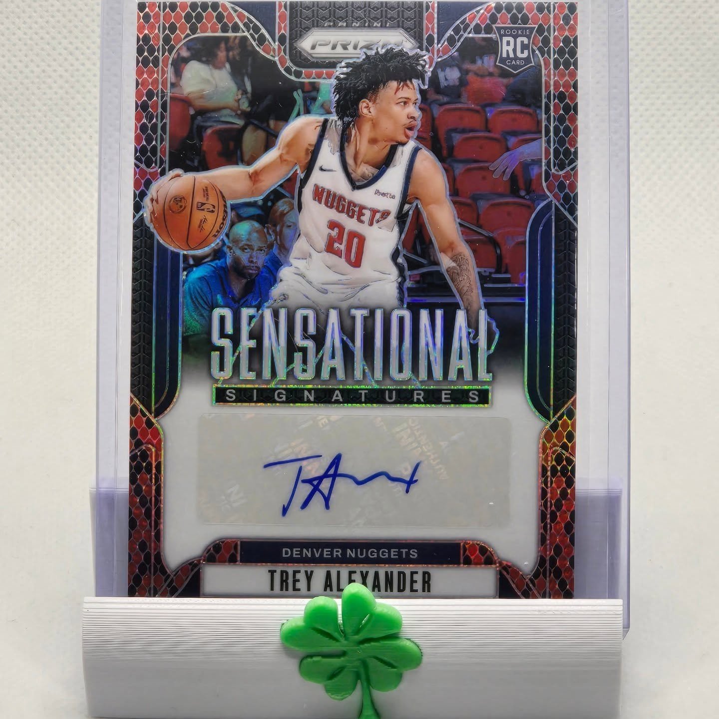 πππ #breakinggreenies12 #nba #prizm #denvernuggets #treyalexander #snakeskin #sensationalsignatures #auto #numbered #3of15 #threeoutoffifteen #clevelandcavaliers #jaylontyson #blue #losangeleslakers #daltonknecht #charlottehornets #tidjanesala&uum