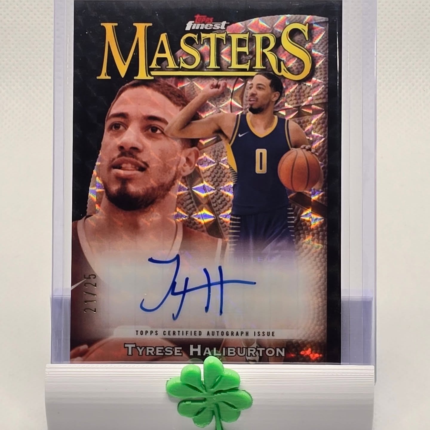 πππ #breakinggreenies12 #nba #toppsfinest #toppschrome #indianapacers #tyresehaliburton #masters #auto #black #numbered #21of25 #portlandtrailblazers #billwalton #orange #rip #14of25 #sacramentokings #pejastojakovic #goldb#sanantoniospurs #jeremys