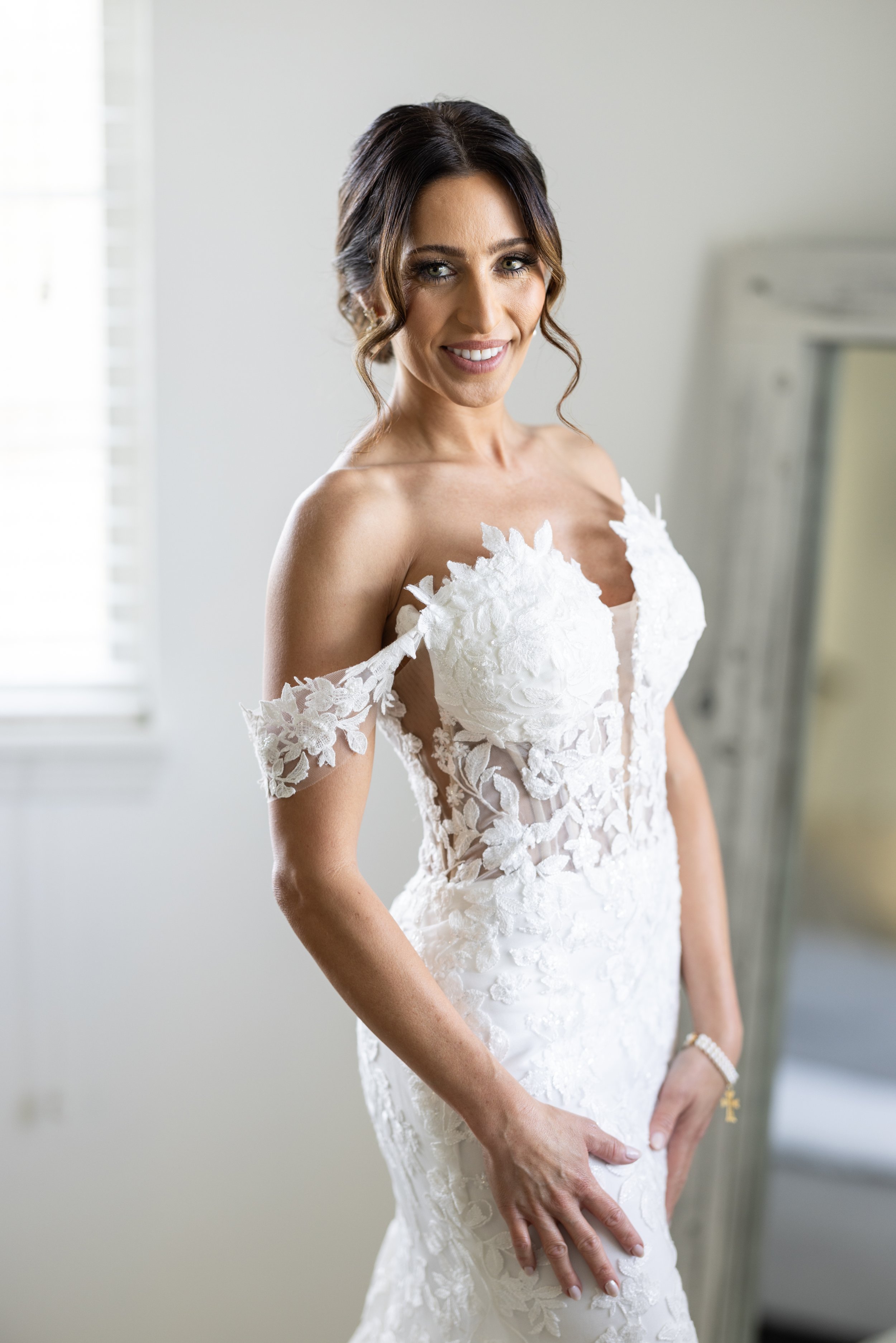 Bride Dana, photographs by TWA Photographic Artists from Chicago.