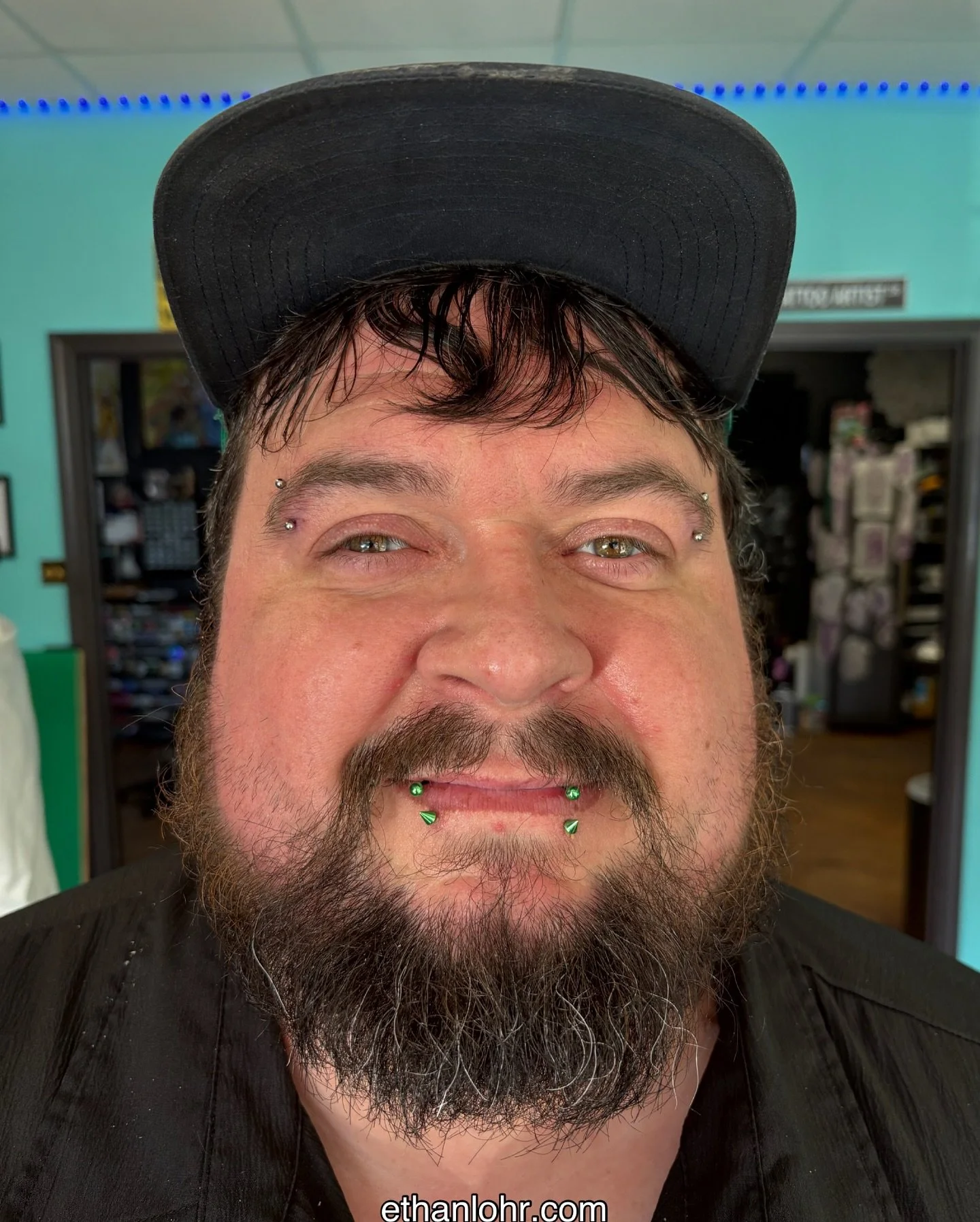 Paired eyebrow piercings! I love getting to do pairs in one sitting! Thanks for the trust!
For piercing info and booking please visit my website —> ethanlohr.com/faq