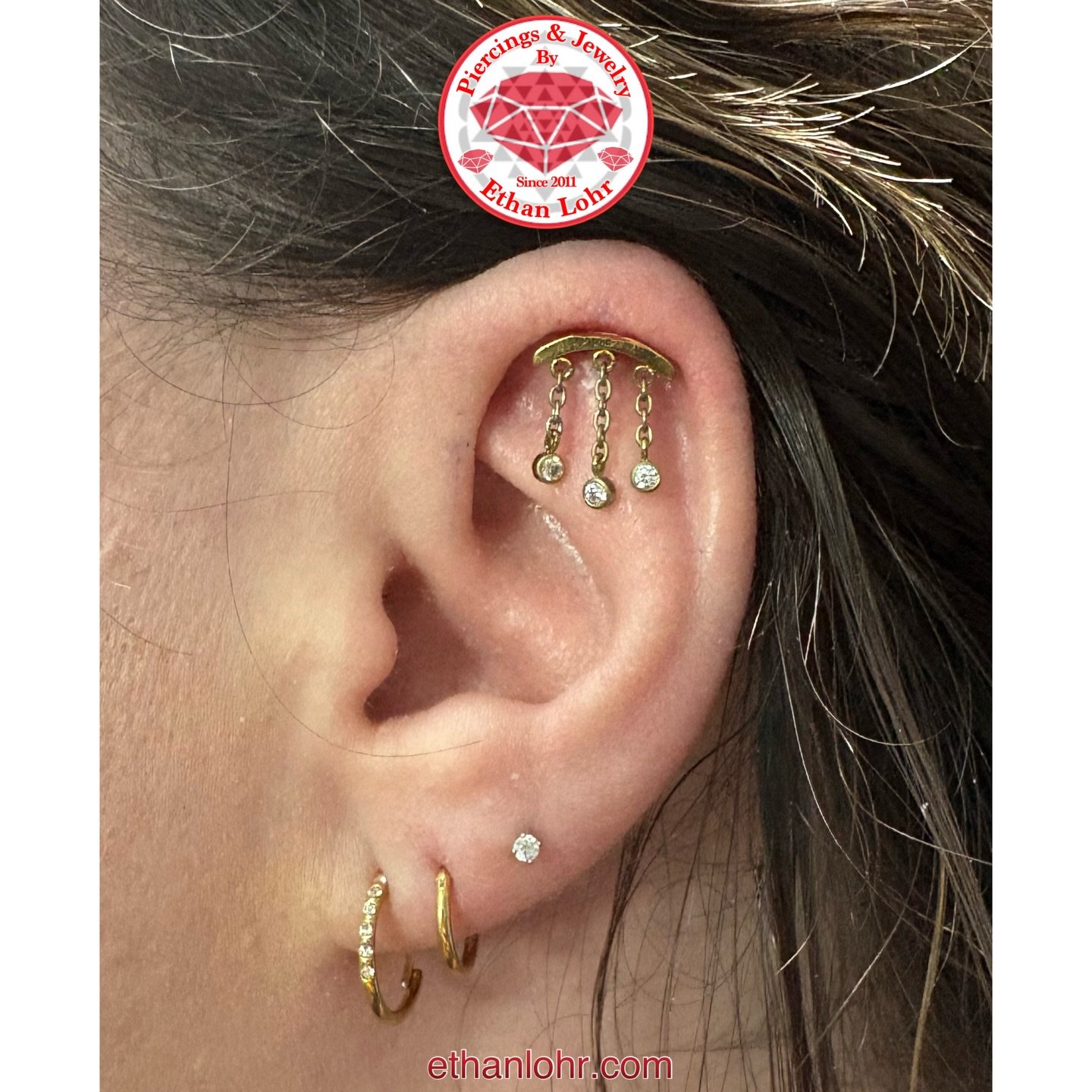 Got to do this &ldquo;chandelier&rdquo; upper helix piercing. 😀 
Https://www.ethanlohr.com/