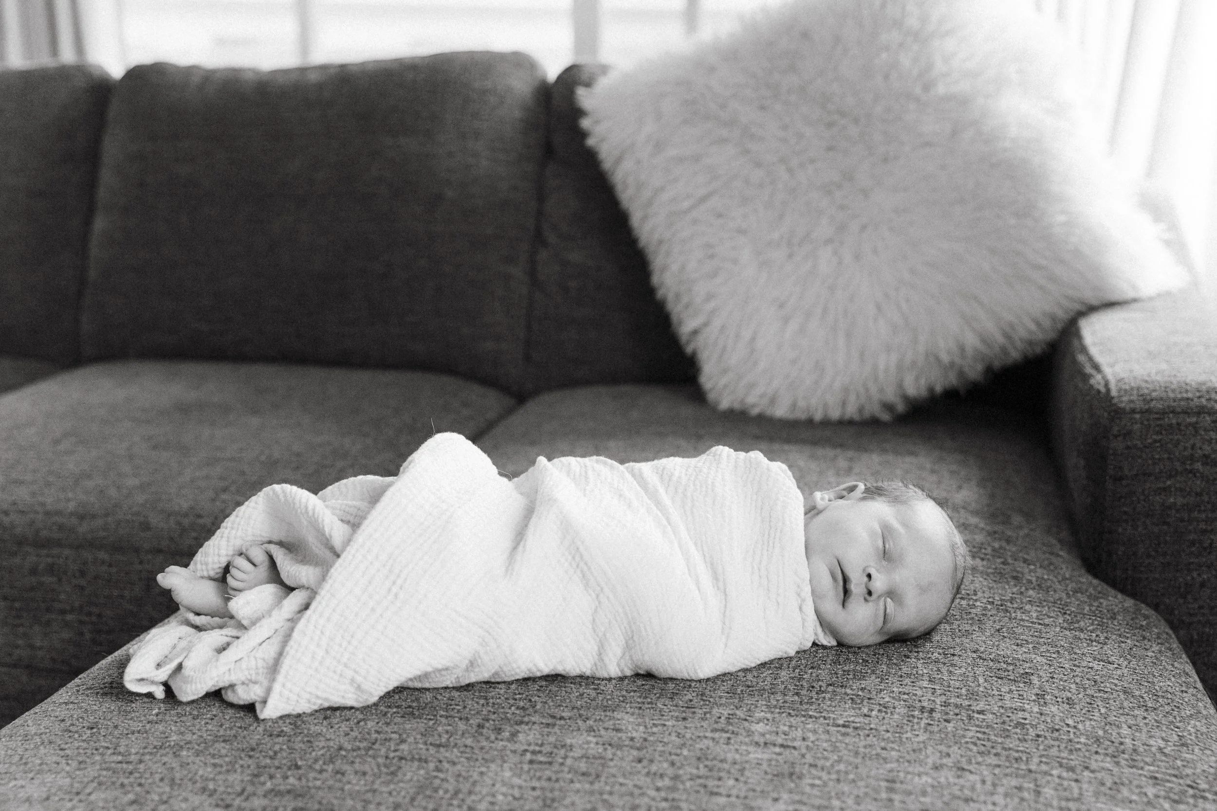 Kayelee_Swarb_Newborn_BLOG020.jpg