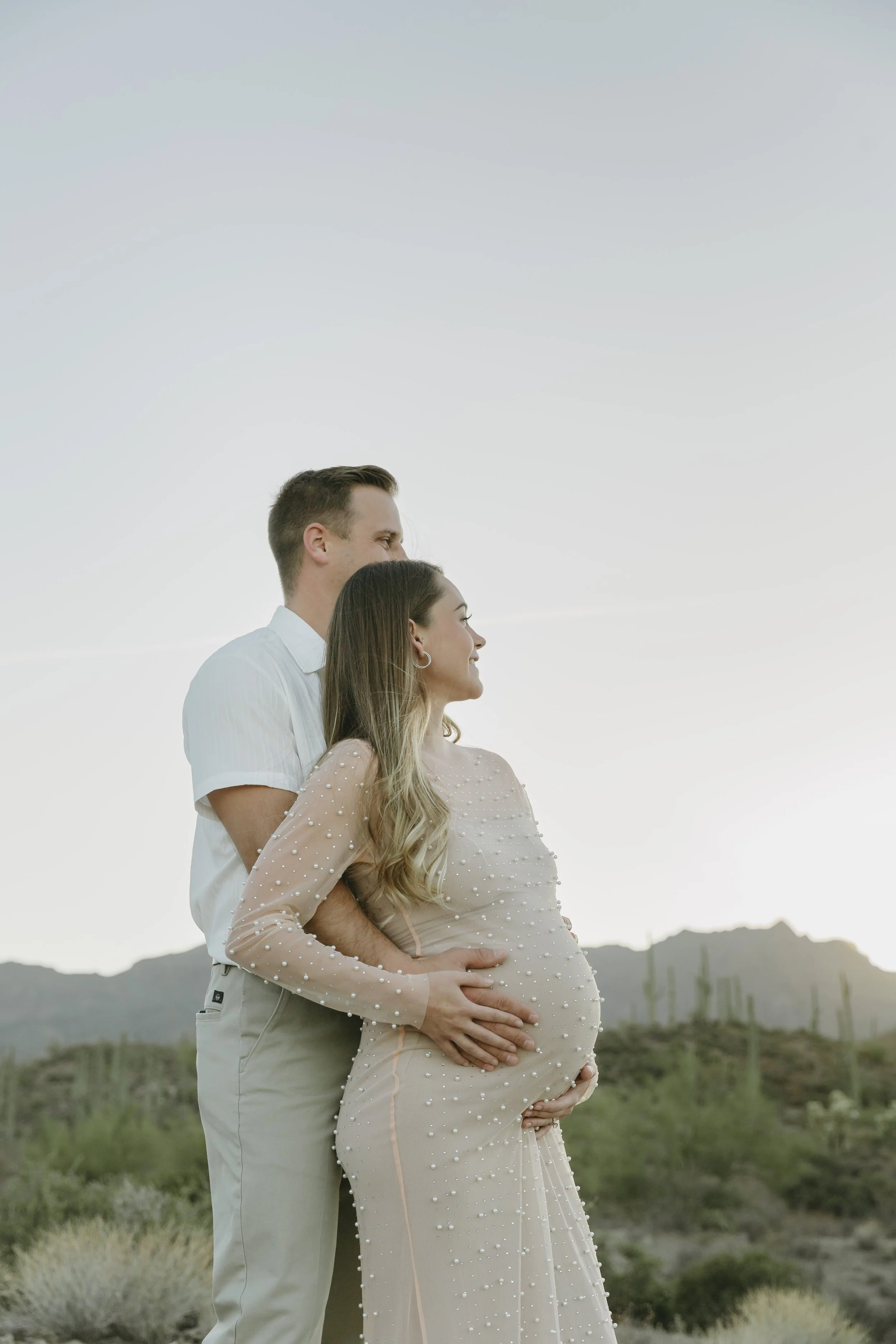 Why Tucson’s Desert Landscape Makes for the Perfect Maternity Photoshoot