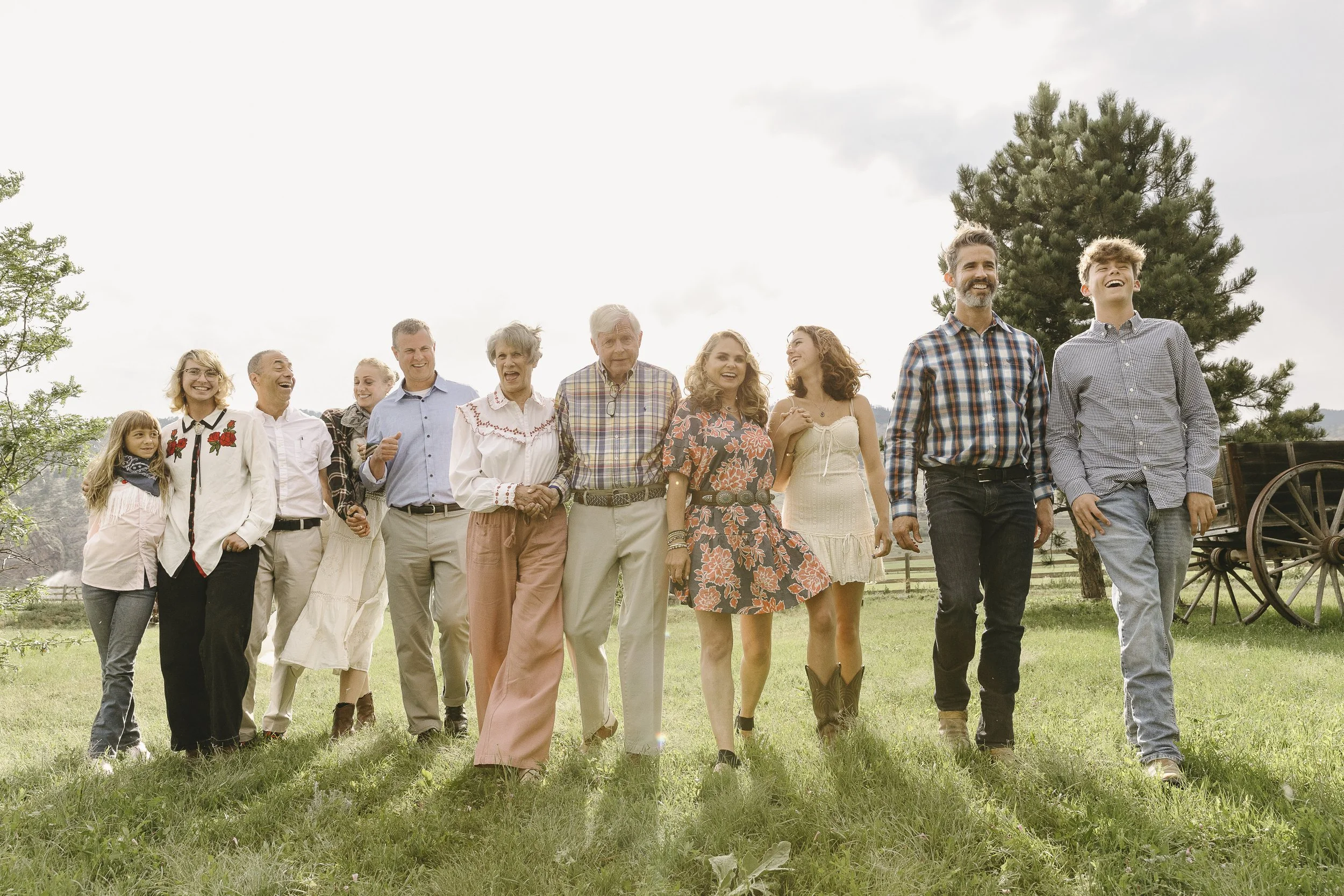 fun extended family photos