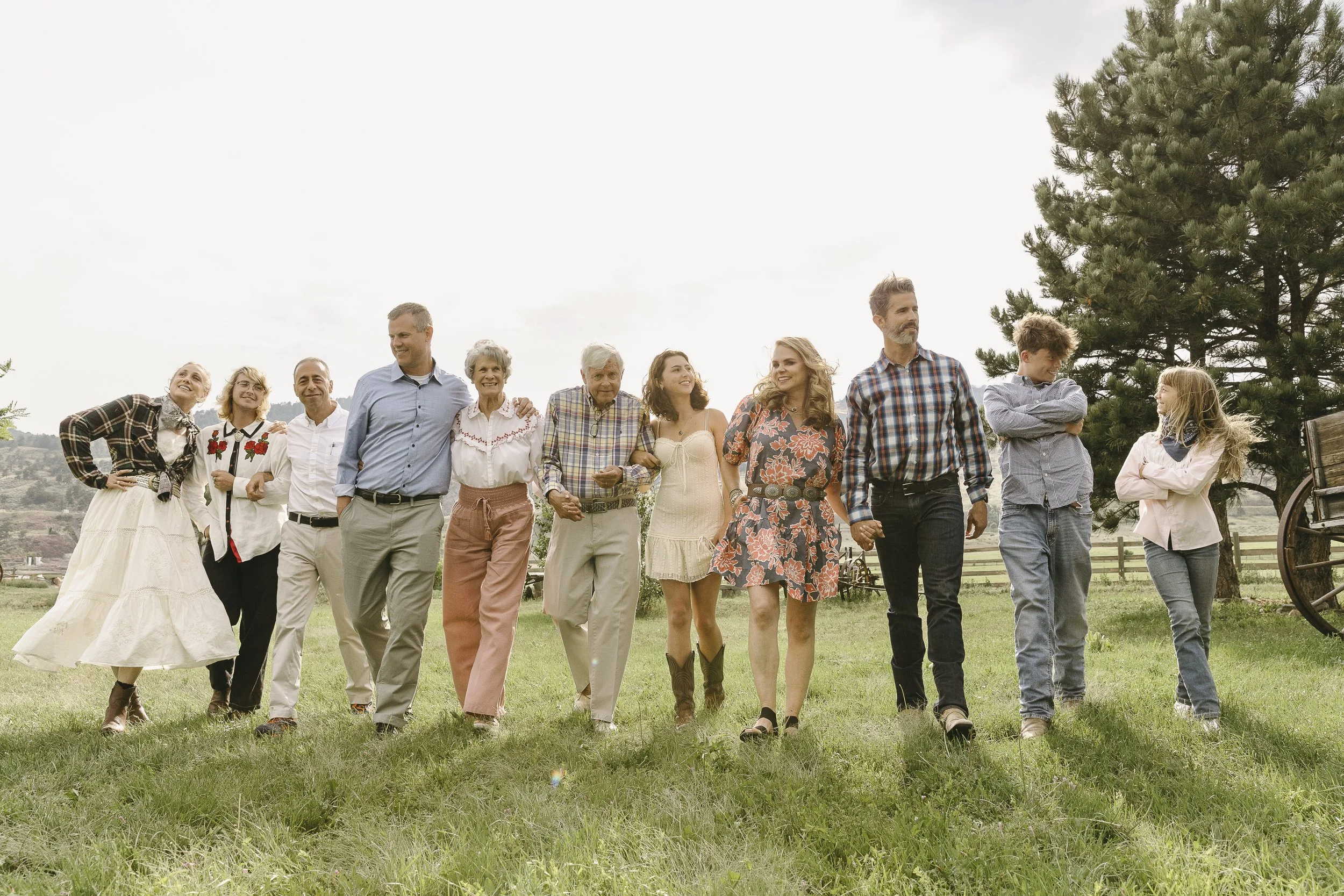 extended family session in Colorado