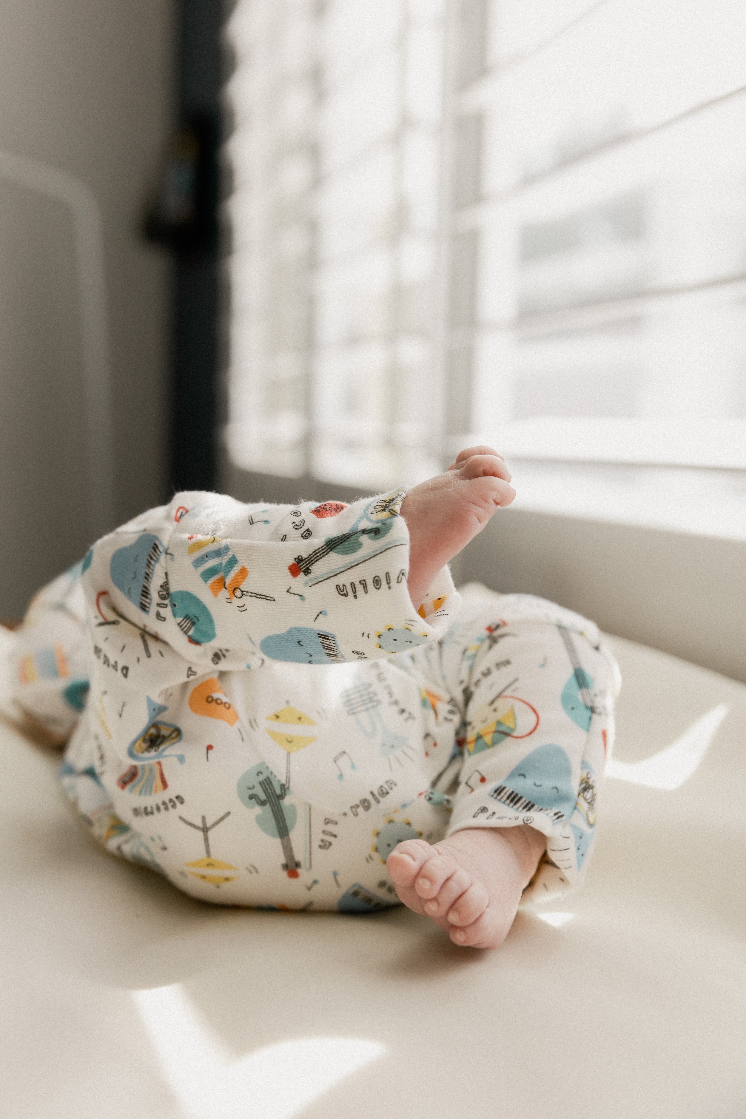 baby toes during newborn photos in tucson