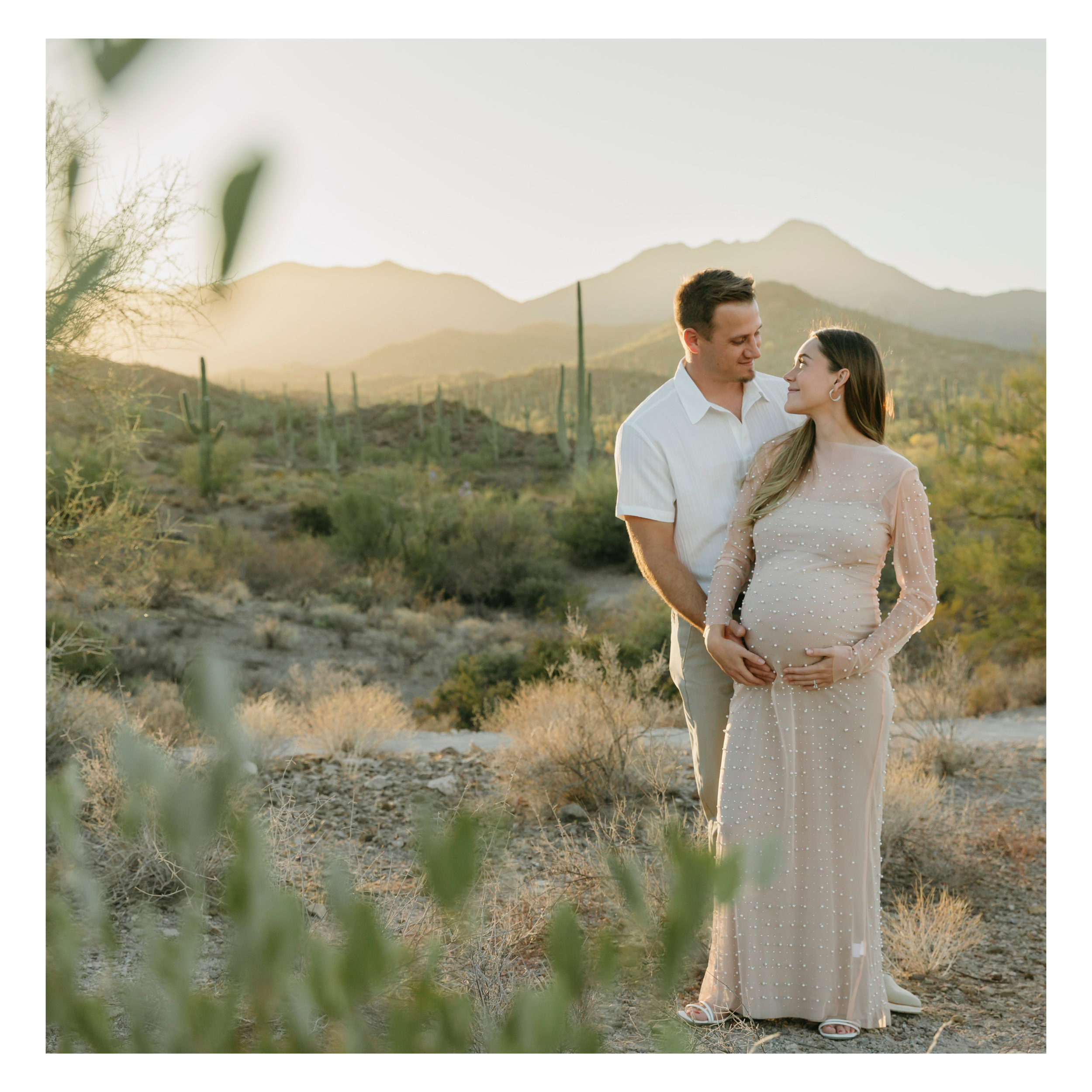 desert maternity session