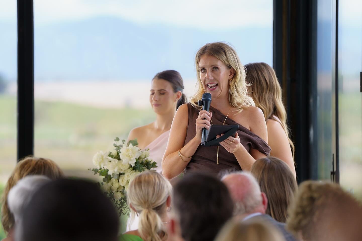 Always having the best facial expressions captured 😆 Thanks to the amazing@capturedbykelly 

#celebrant #wedding #photography #marriage #yarrravalley #storytelling