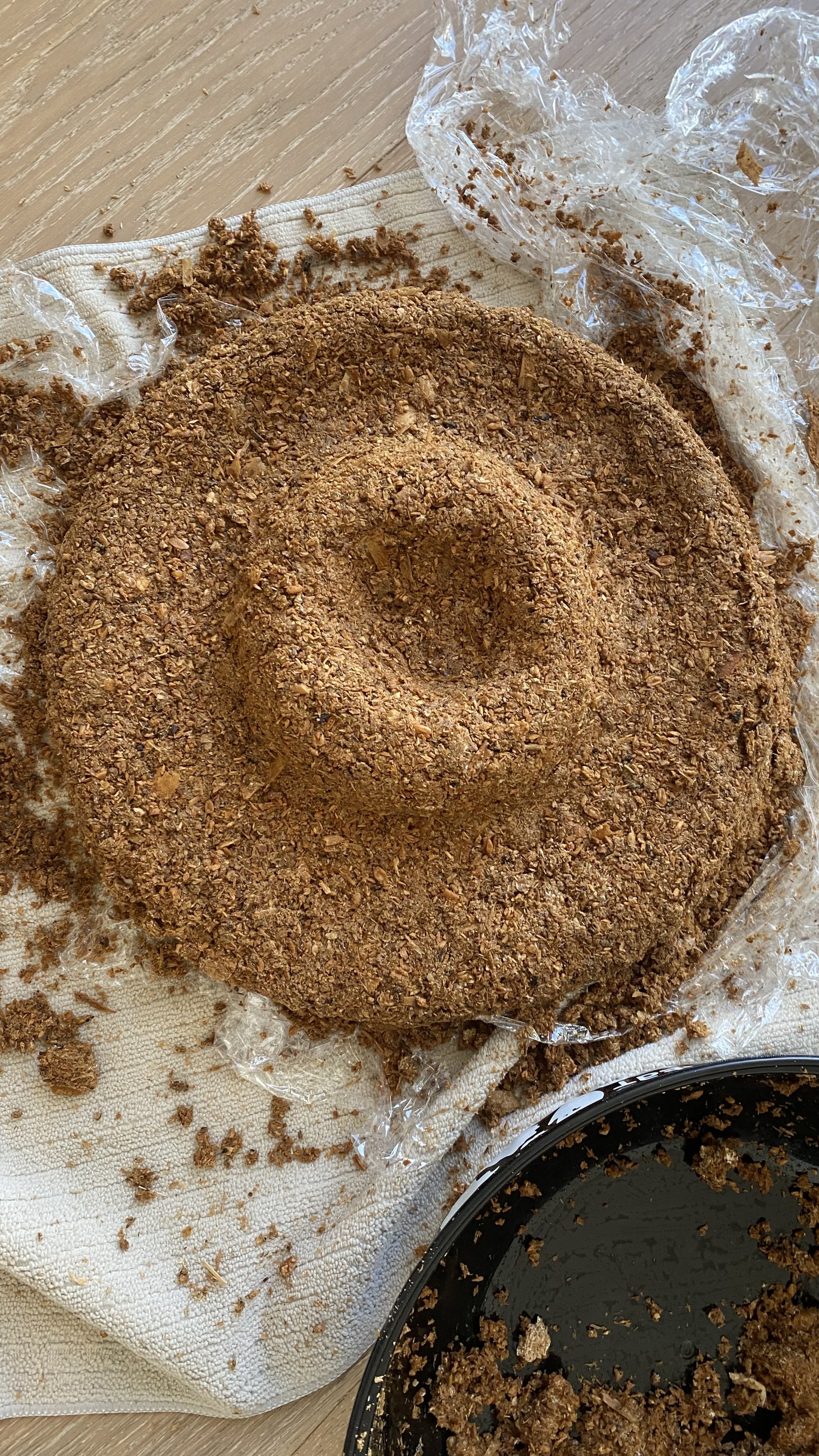 Mould formed from a mixed sawdust substrate