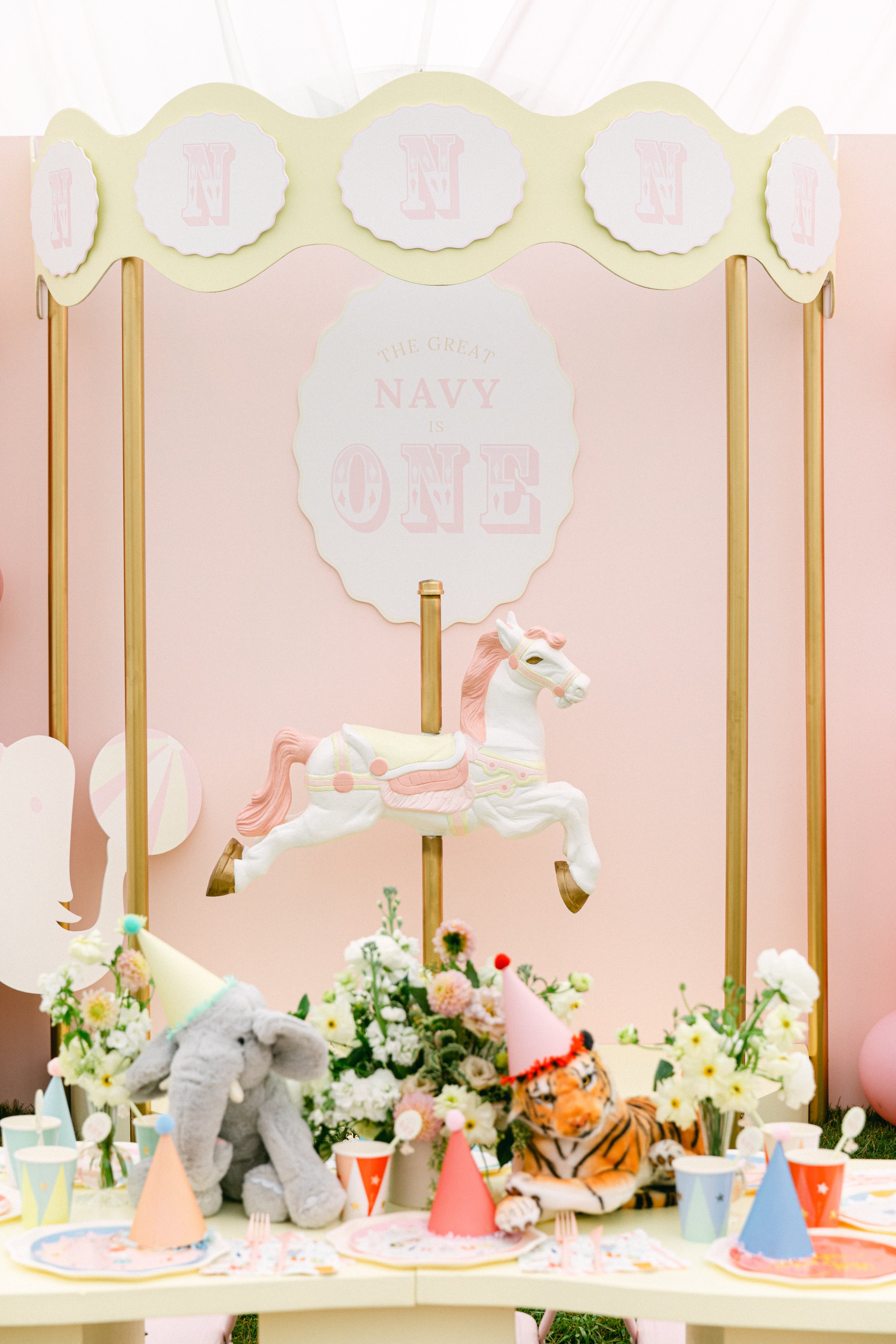 CIRCUS FIRST BIRTHDAY