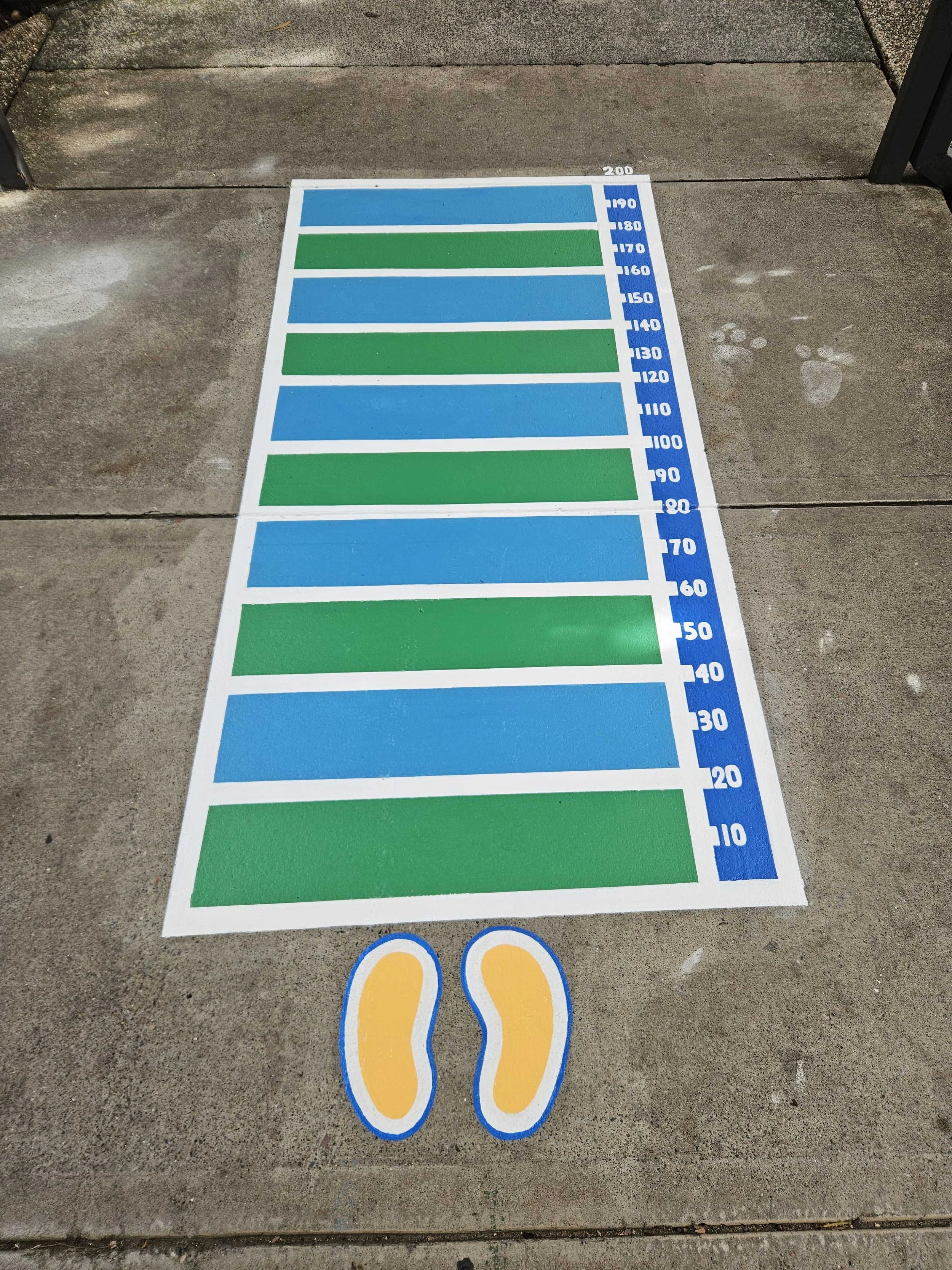 Jump distance floor mural at Kimberley Park State School